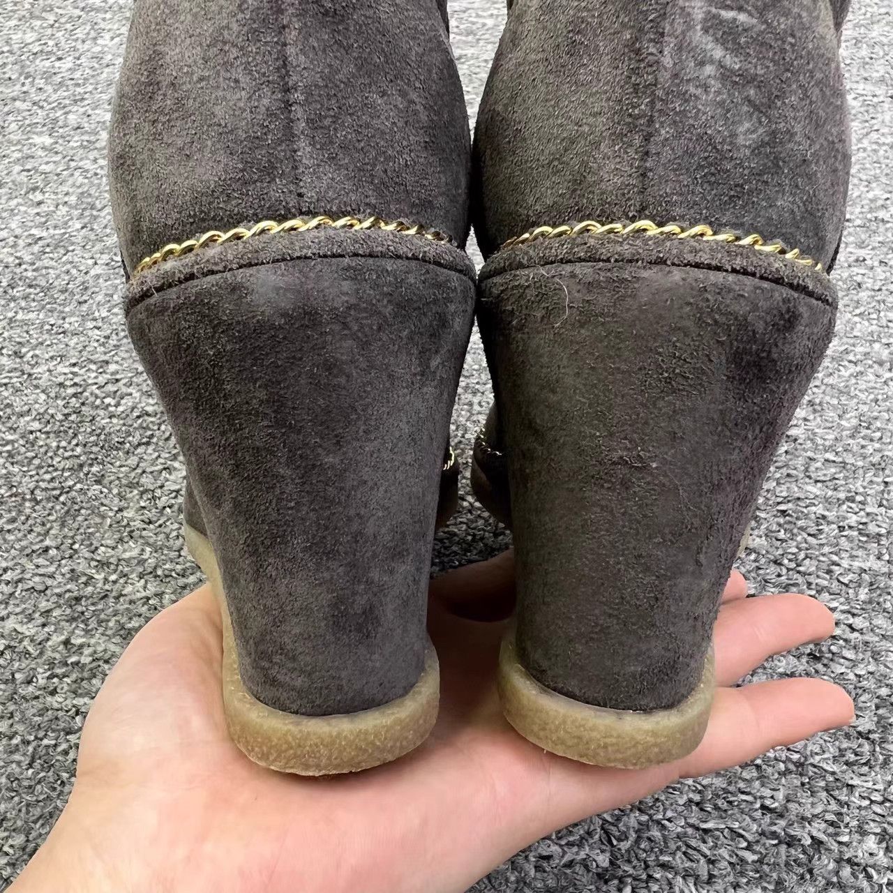 Chanel Chanel CC Logo Suede Wedge Sandals K12 Size US 5.5 / IT 35.5 - 4 Thumbnail