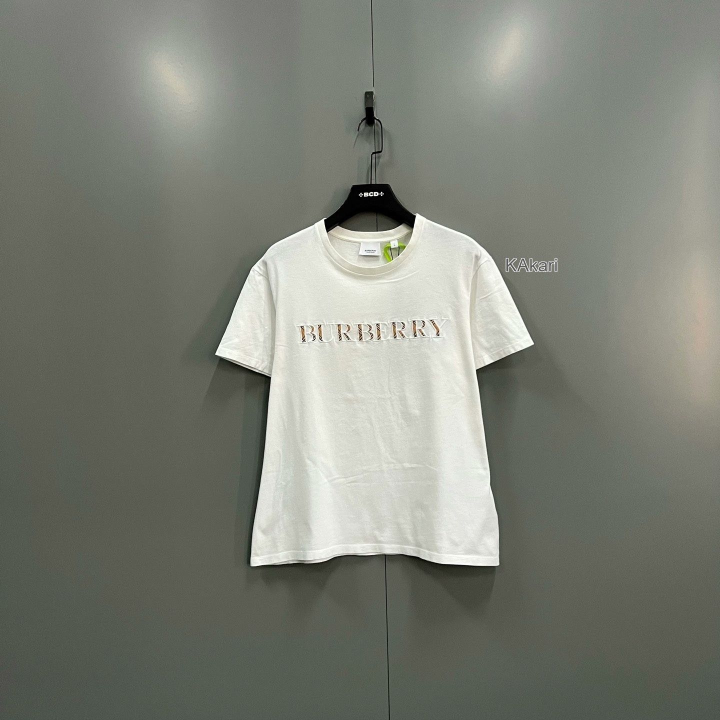 Burberry Burberry Check Letter Embroidery Short Sleeve Size US L / EU 52-54 / 3 - 1 Thumbnail