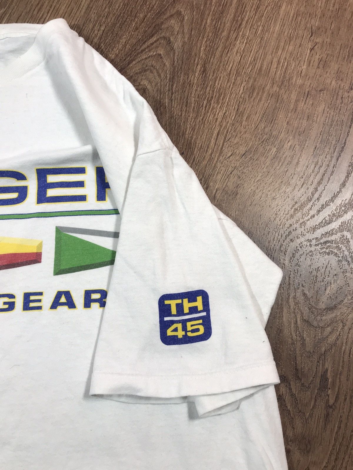 Tommy Hilfiger × Vintage Tommy Hilfiger Sailing Gear Vintage 90s T Shirt Size US M / EU 48-50 / 2 - 3 Thumbnail