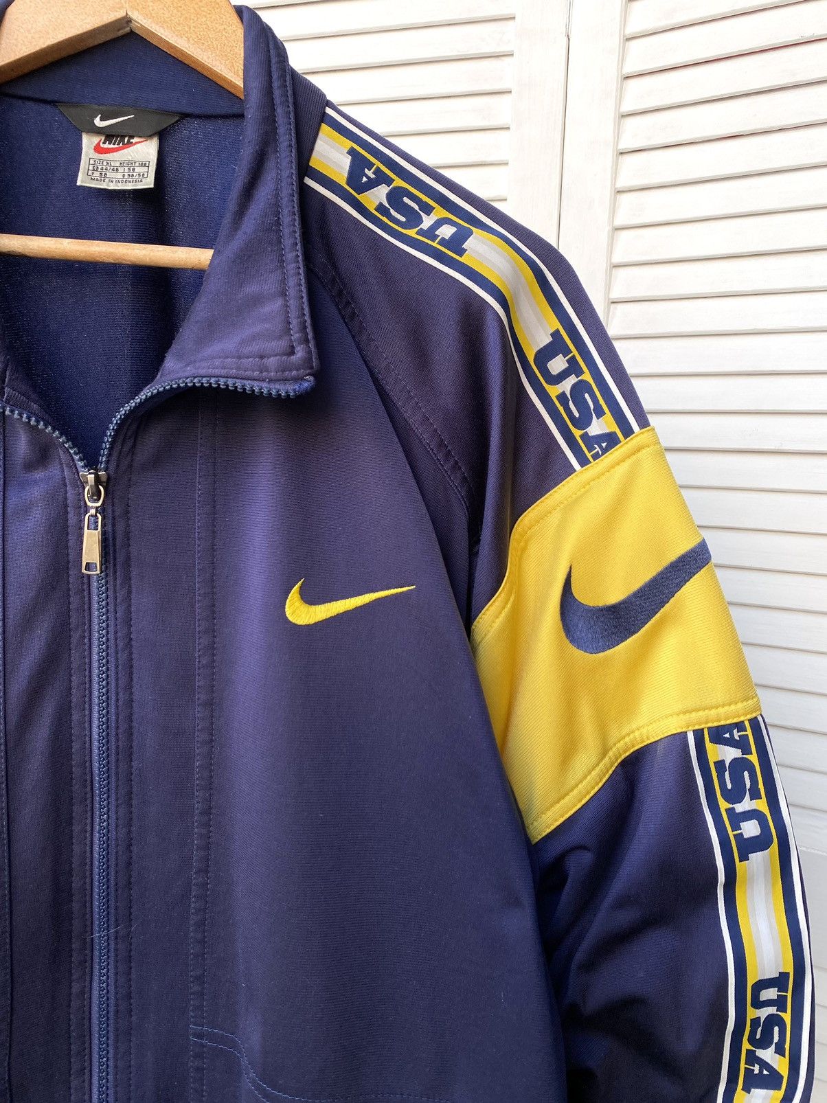 Nike × Vintage Vintage Nike USA Big Swoosh Lampasas Y2K Track Jacket Size US XL / EU 56 / 4 - 9 Thumbnail