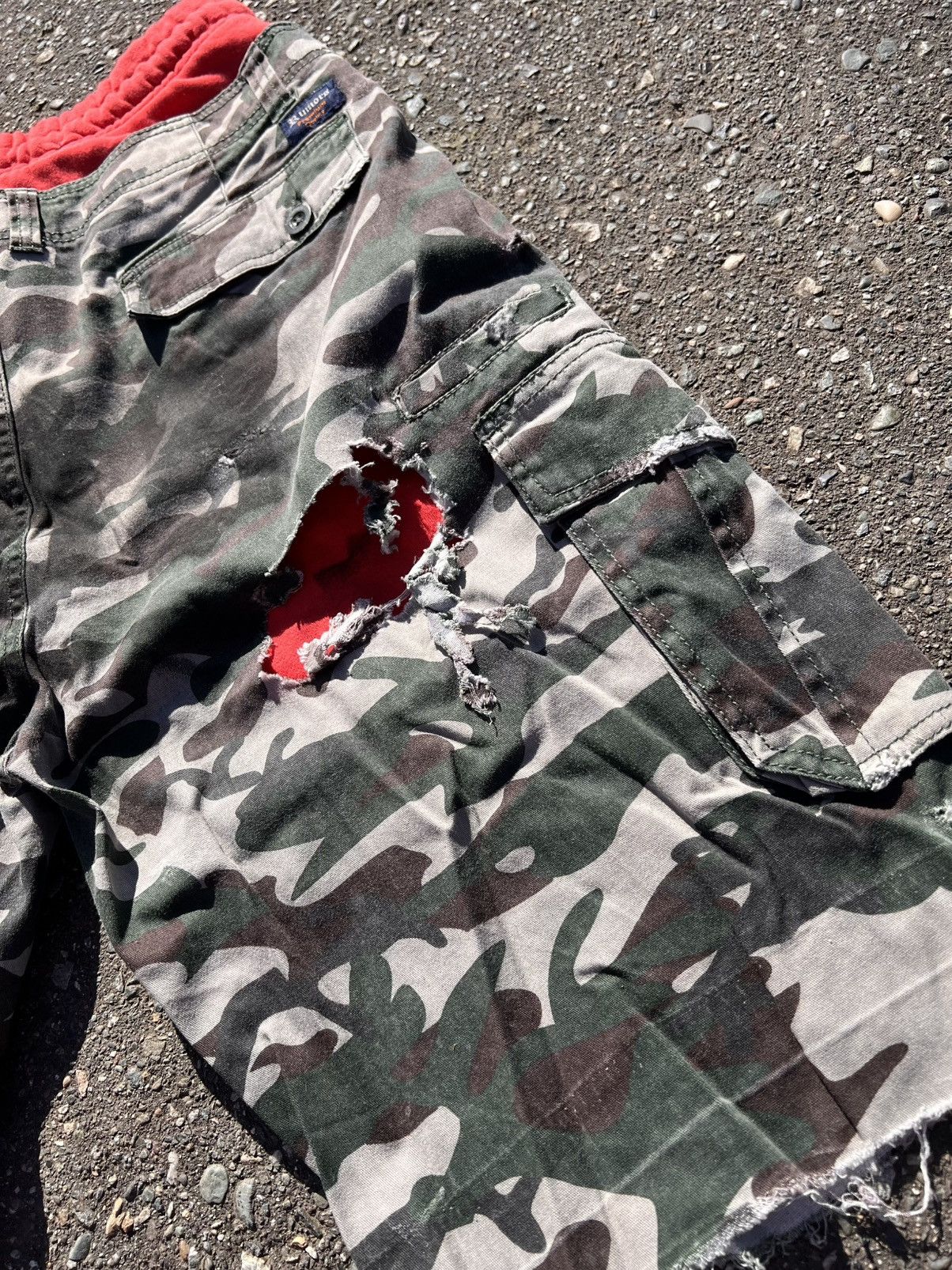 Vintage NovocentoNovantanove distressed camo layered hybrid shorts Size US 34 / EU 50 - 11 Thumbnail