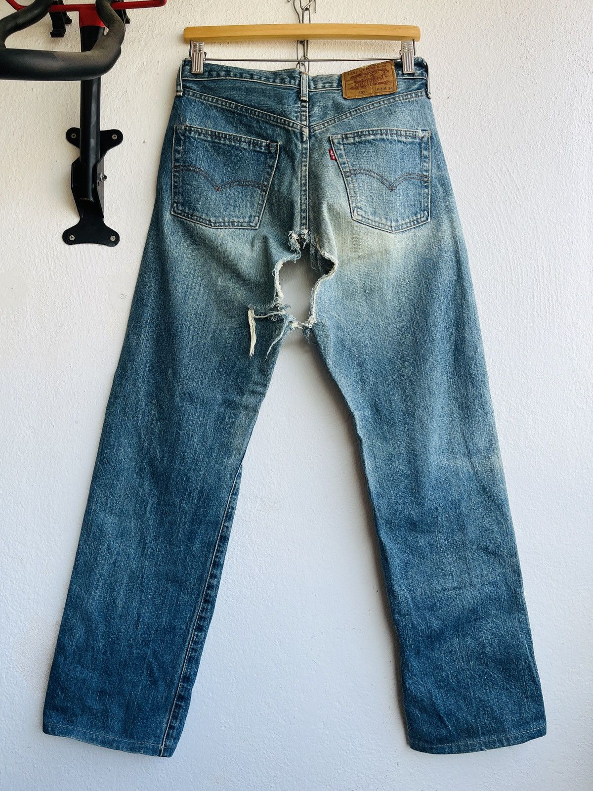 Levi's Vintage Levi's 502XX Big E Distressed Cut Selvedge Jeans J22 Size US 30 / EU 46 - 2 Thumbnail