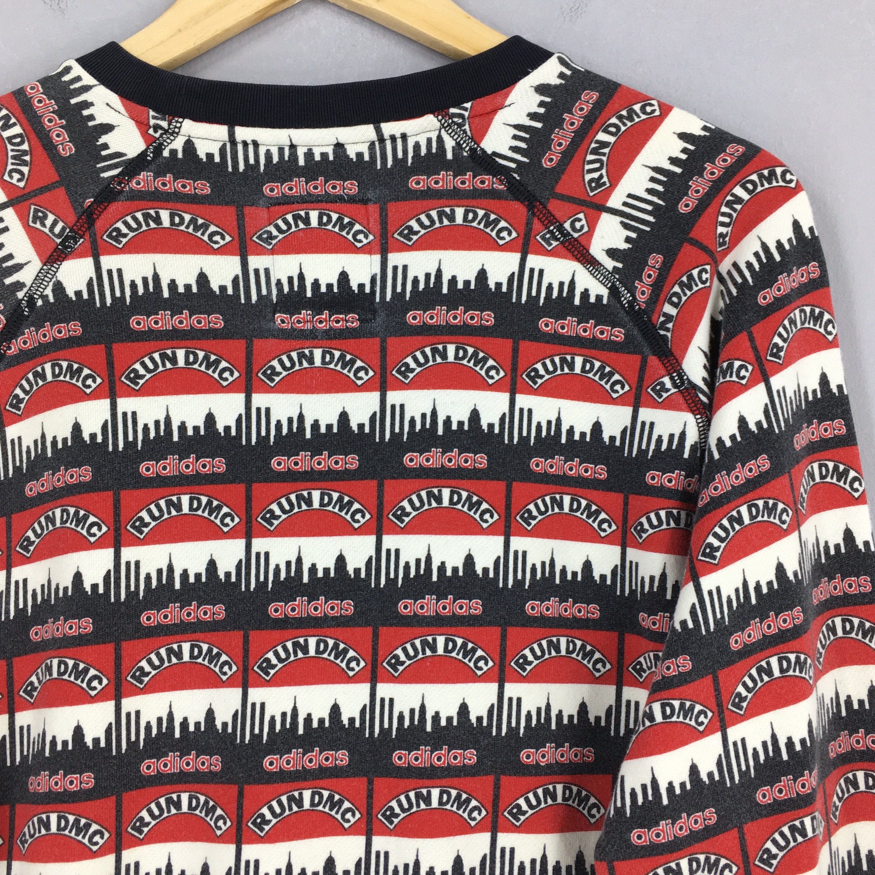 Adidas × RUN DMC Vintage Adidas Run DMC Stripes Overpinted Sweater Small Size US S / EU 44-46 / 1 - 8 Thumbnail