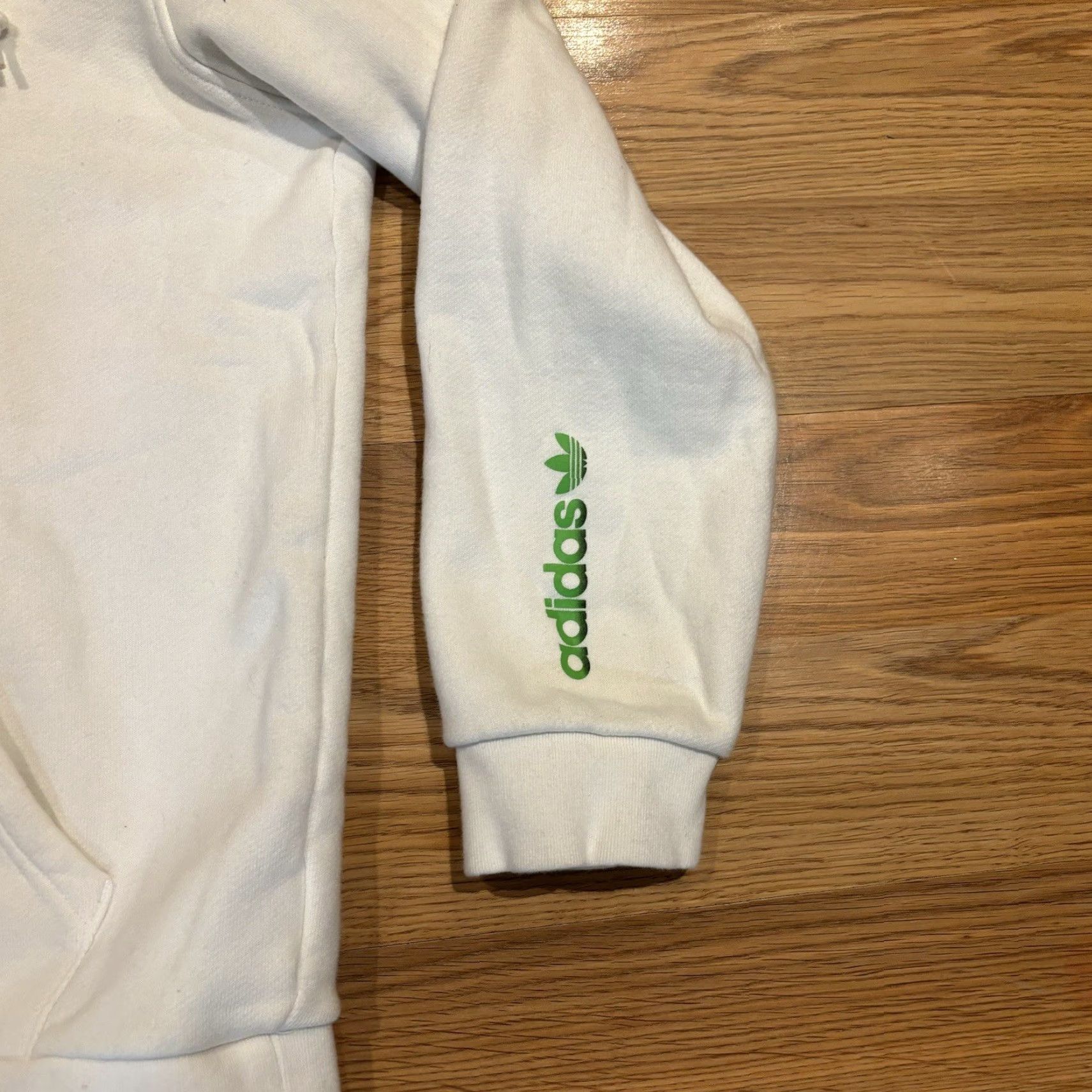 Vintage Adidas Originals 3D Graphic Sweatshirt Hoodie White Green Men’s Size Large Size US L / EU 52-54 / 3 - 3 Thumbnail