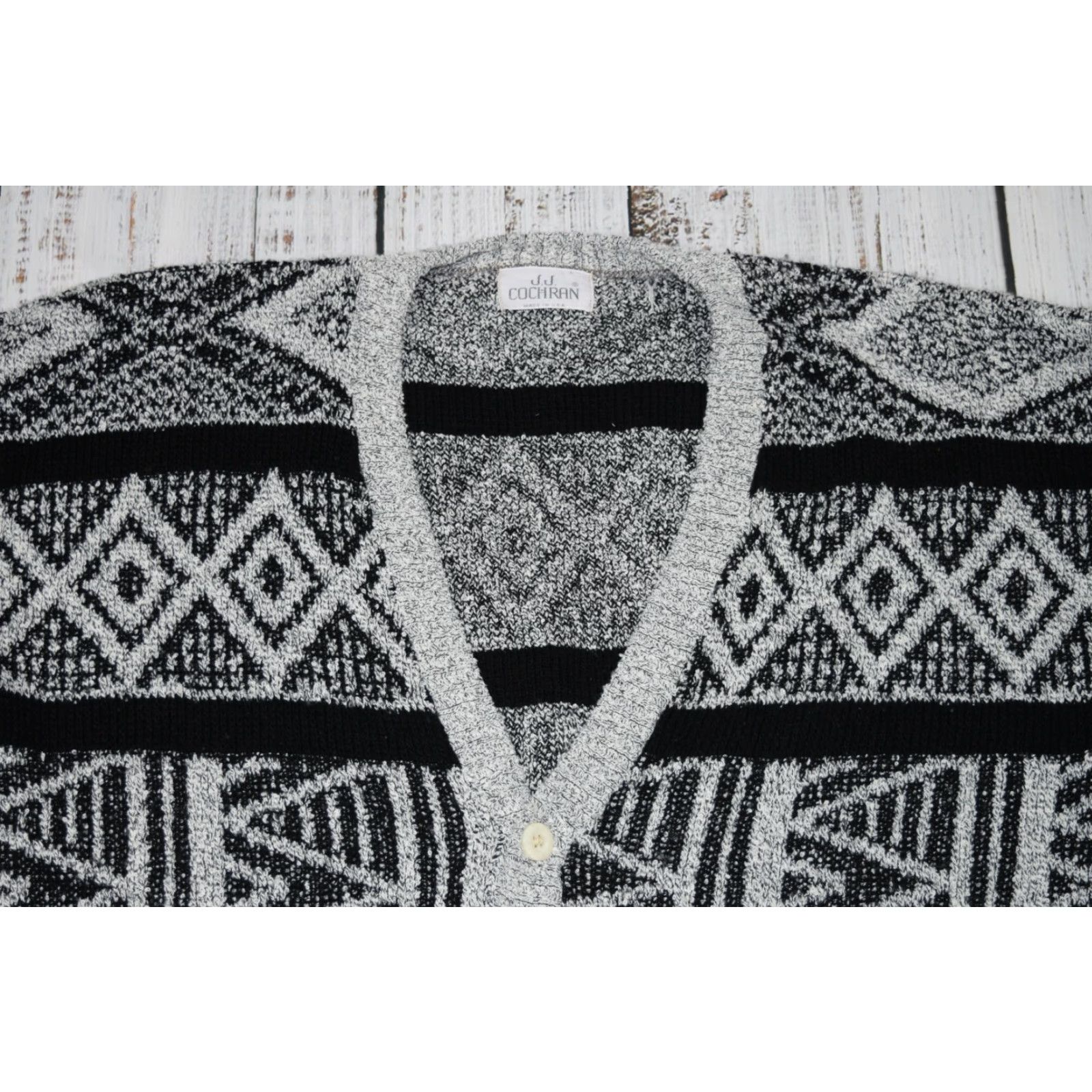 Vintage VINTAGE JJ COCHRAN Cardigan Geometric Knit Wool Blend 80s Geometric Mens XL Black 80s Vintage Wool Cardigan Mens Size US L / EU 52-54 / 3 - 2 Thumbnail