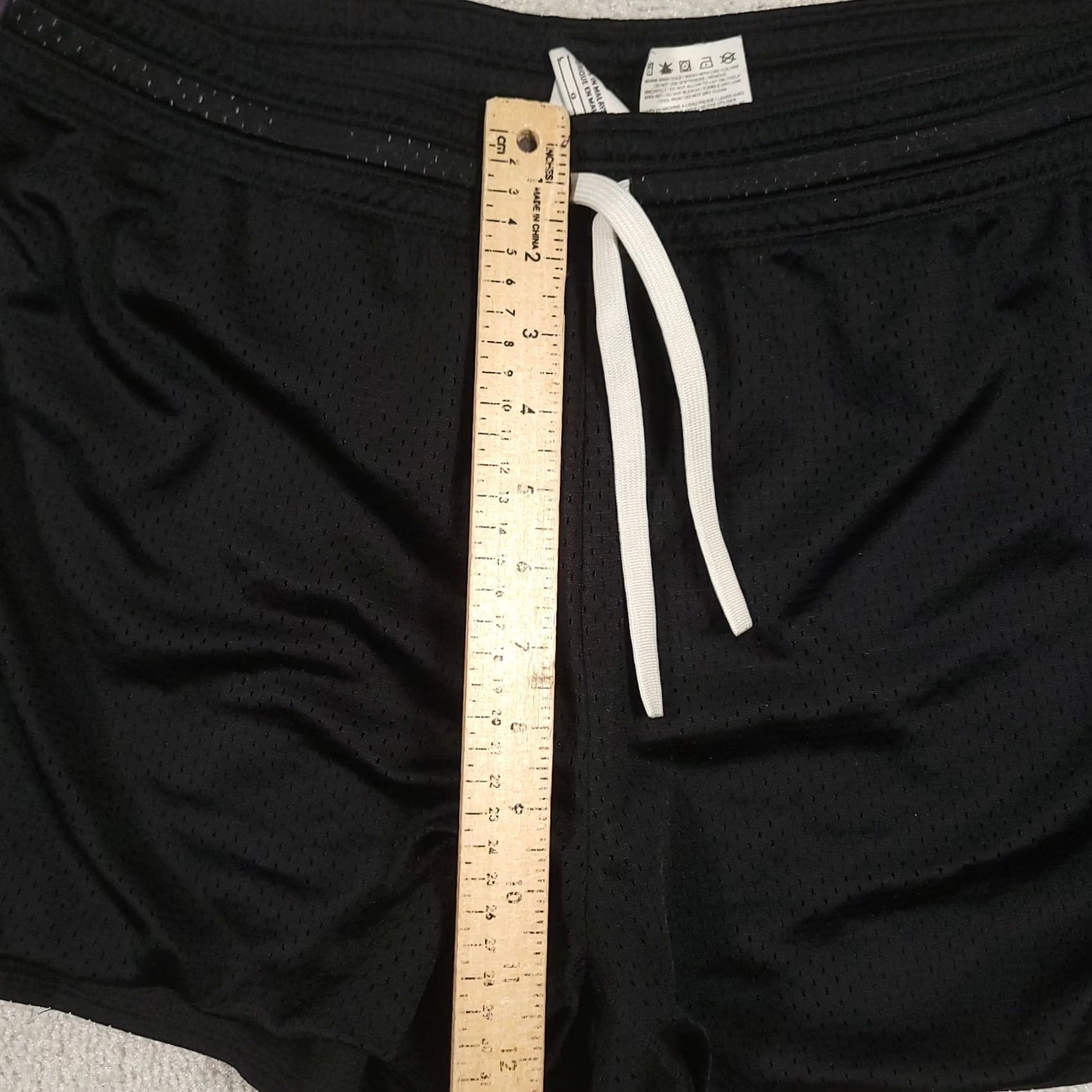 Nike VINTAGE Nike Dri-FIT Running Shorts Womens Large Black Athletic Gym Note: Limited to original words; no new info. Size 36" / US 14 / IT 50 - 6 Thumbnail