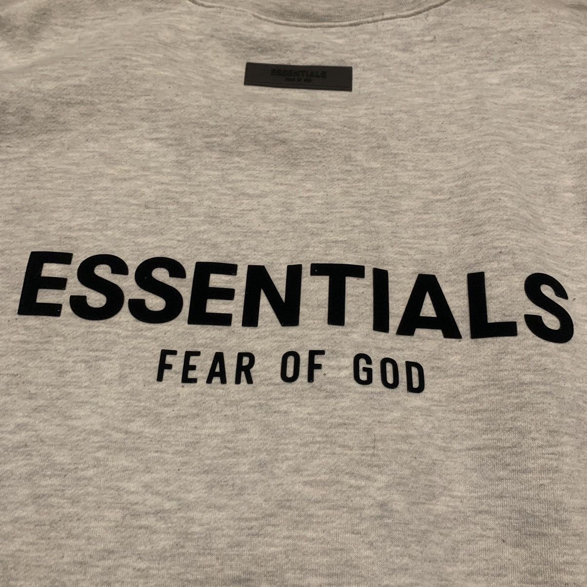 Fear of God Fear of God Essentials Crewneck Grey Size S Size US S / EU 44-46 / 1 - 2 Thumbnail