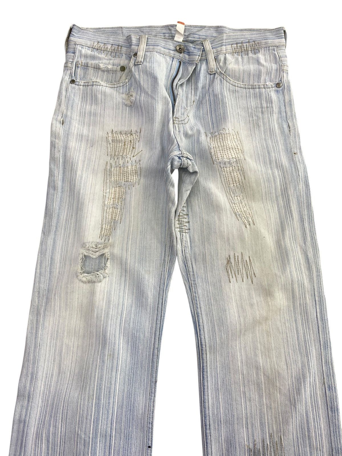 Japanese Brand Japanese Brand Striped Light Wash Style Loose Jeans Size US 31 - 2 Thumbnail