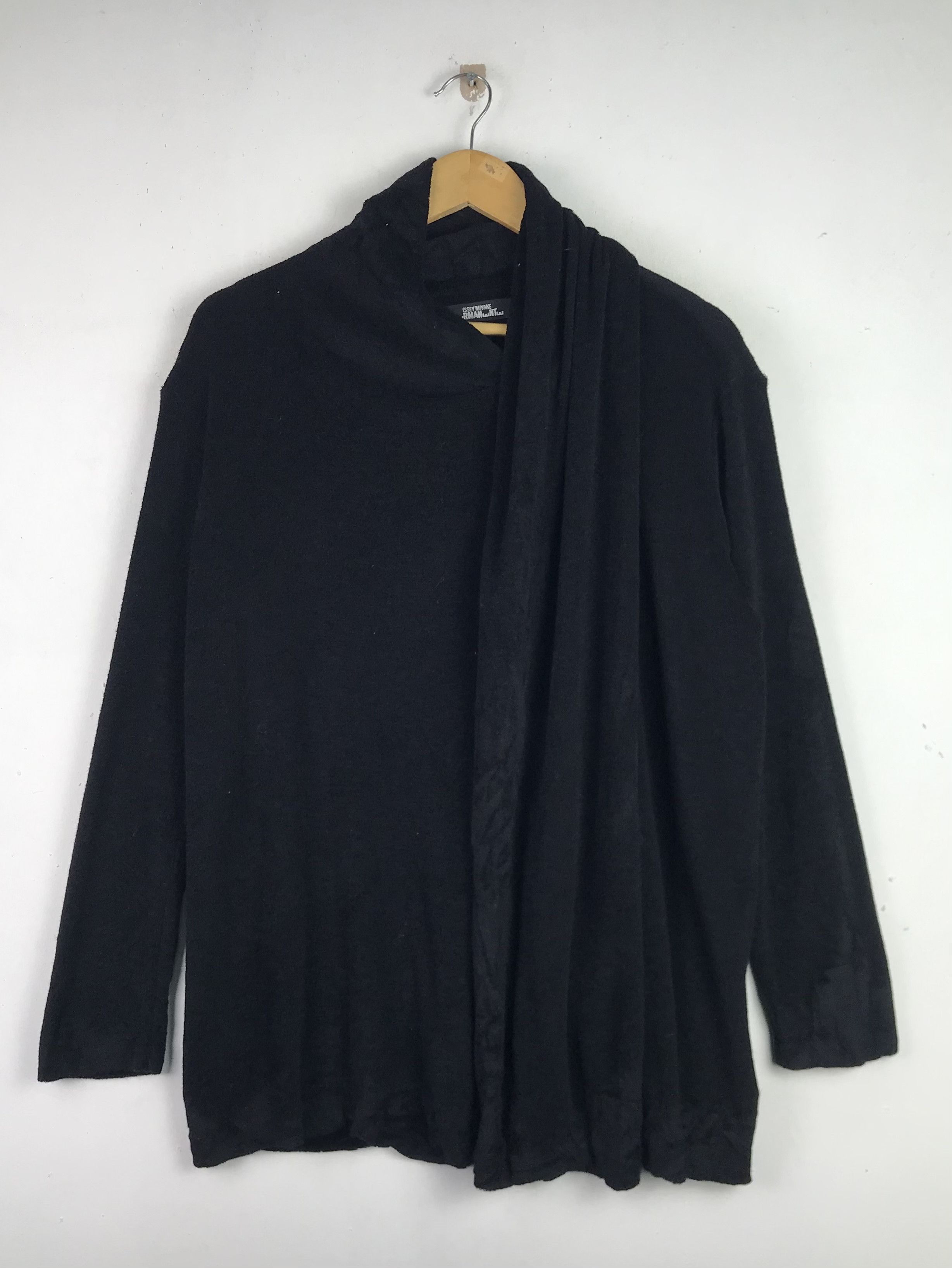 Issey Miyake Vintage Very Rare Avant Garde Issey Miyake Cardigan Size US L / EU 52-54 / 3 - 1 Thumbnail