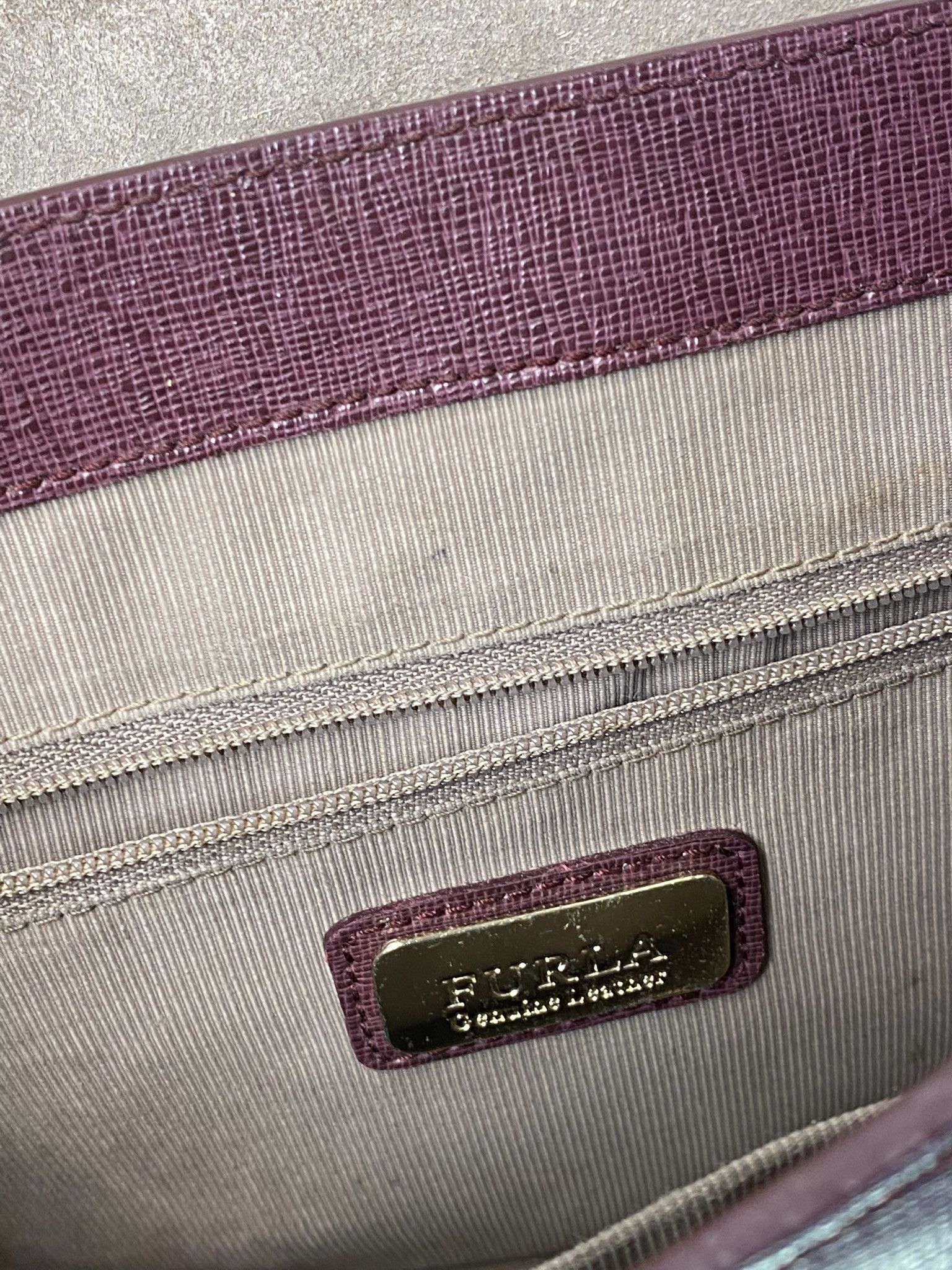 Furla FURLA Metropolis M Burgundy Leather Top Handle Bag Size ONE SIZE - 6 Thumbnail
