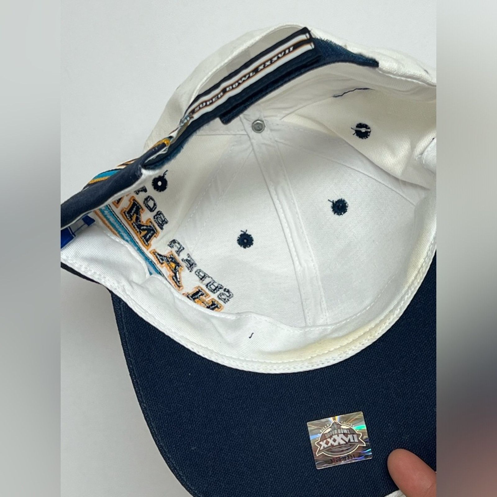 Reebok NWT Vintage Tampa Bay Buccaneers Hat Super Bowl Champions Size ONE SIZE - 8 Thumbnail