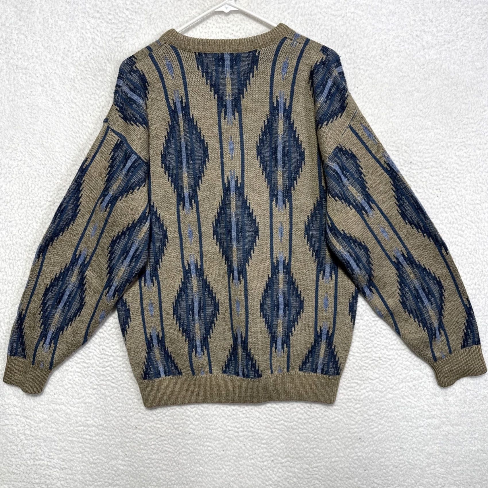 Jantzen VINTAGE Jantzen Sweater Pullover Crewneck Kn it's Beige Cotton Blend Aztec Knit Tall Large Mens Big & Tall Crew Neck Pullover Sweater Mens Size US L / EU 52-54 / 3 - 4 Thumbnail