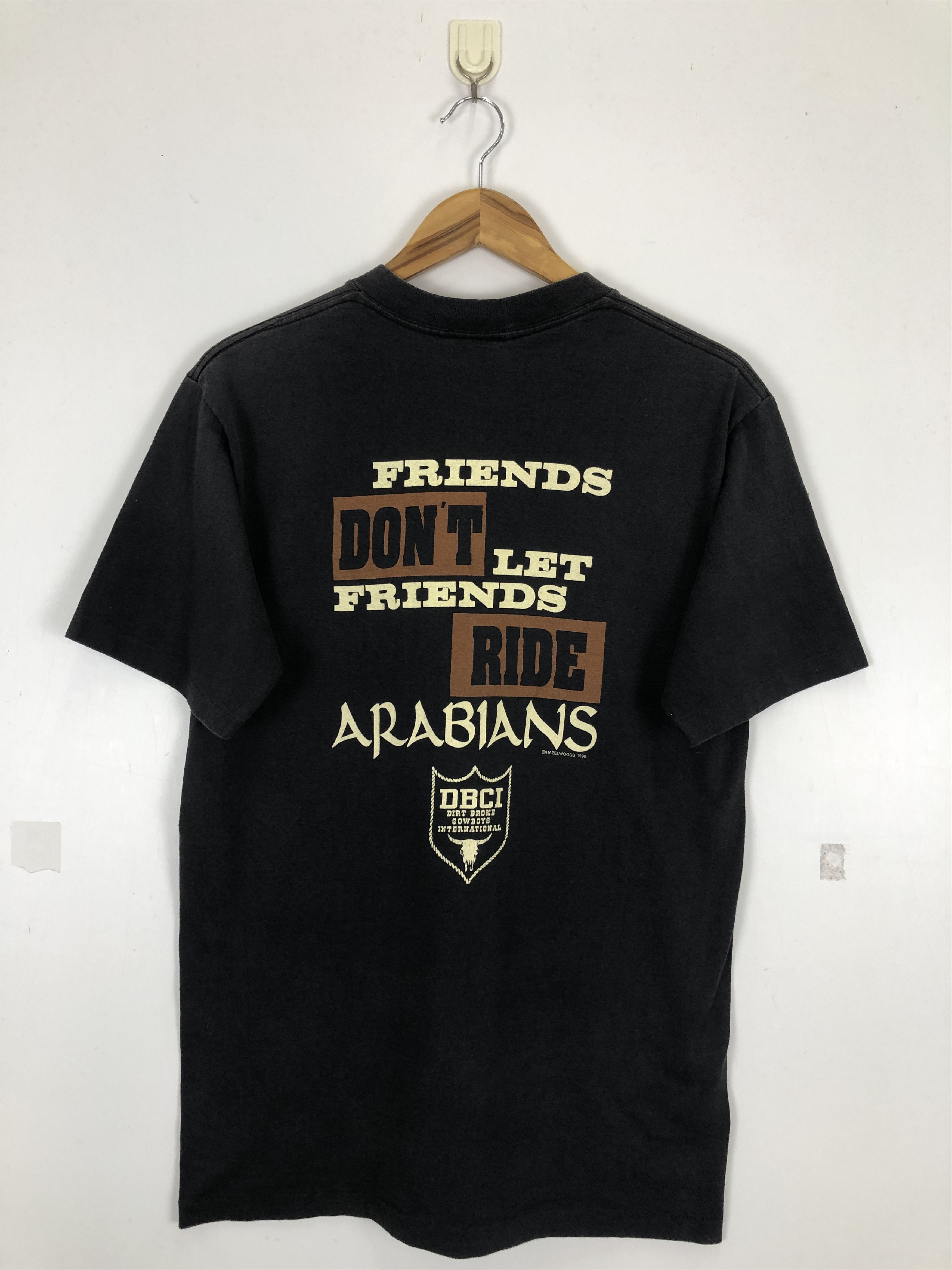 Vintage Vintage 90s Dirt Broke Cowboys International T-Shirt TA0489 Size US M / EU 48-50 / 2 - 1 Thumbnail