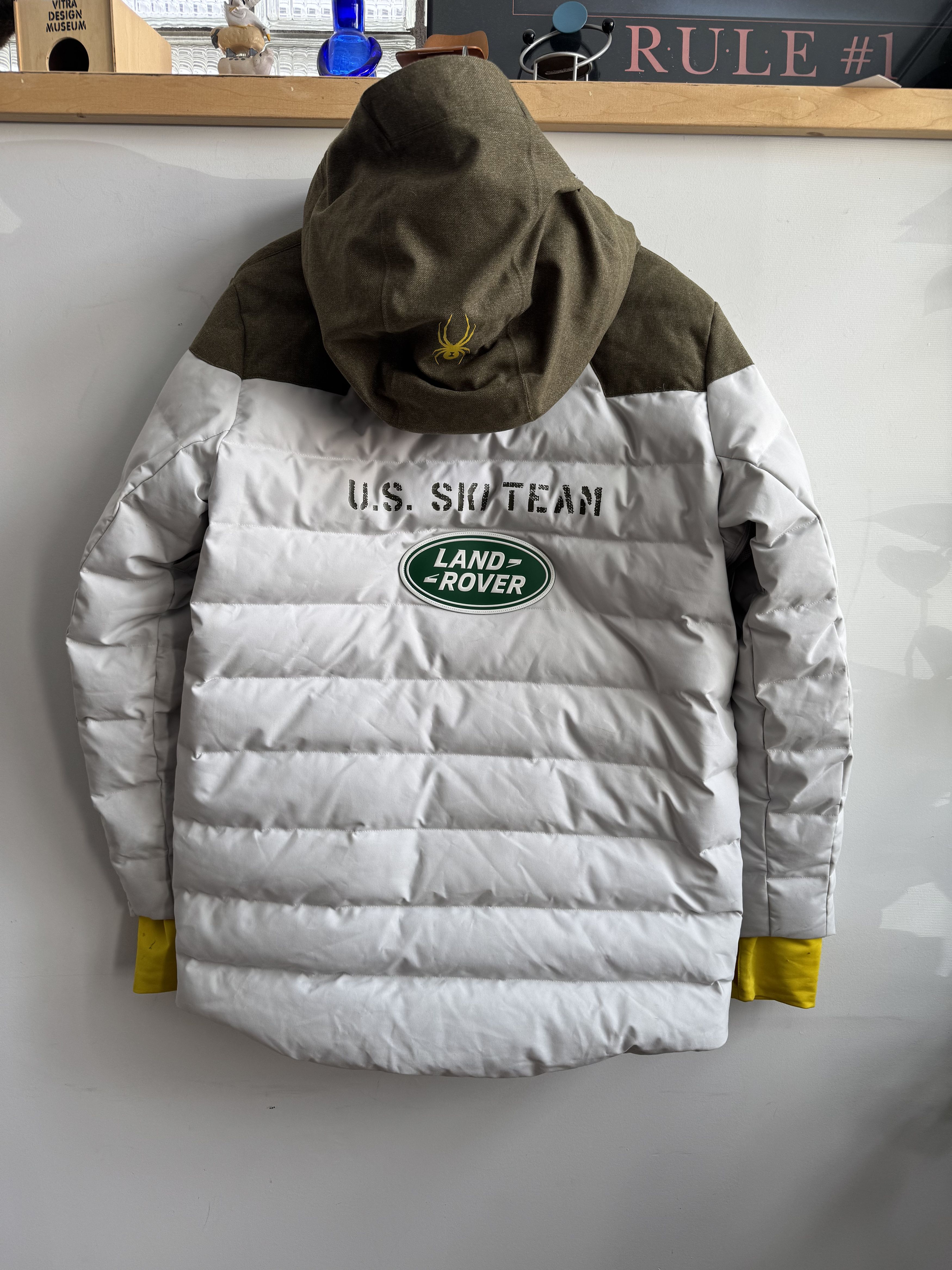 Spyder Spyder US Ski Team GTX Snow Jacket Size L Size US L / EU 52-54 / 3 - 2 Thumbnail