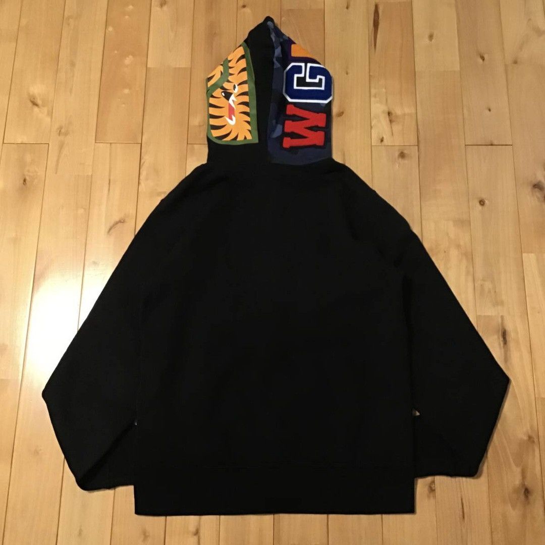 Bape BAPE Blue camo x black shark full zip hoodie a bathing ape Size US M / EU 48-50 / 2 - 2 Thumbnail