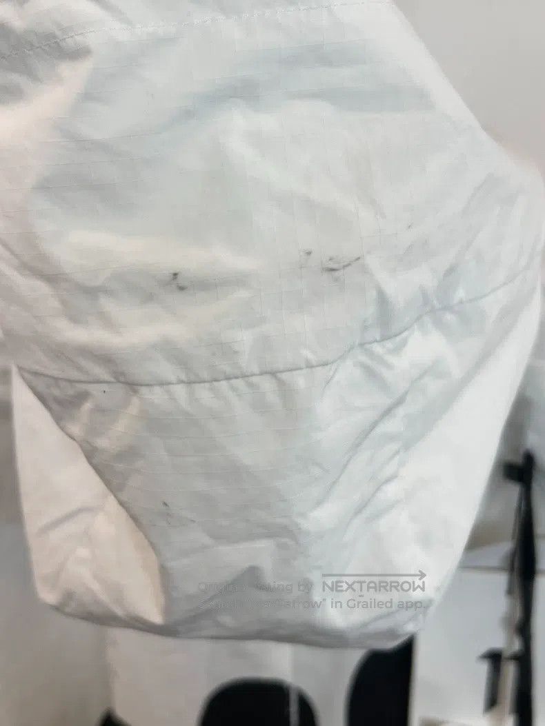 Boris Bidjan Saberi Boris Bidjan Saberi Size M Long fist print Parker trench co Size US M / EU 48-50 / 2 - 9 Thumbnail