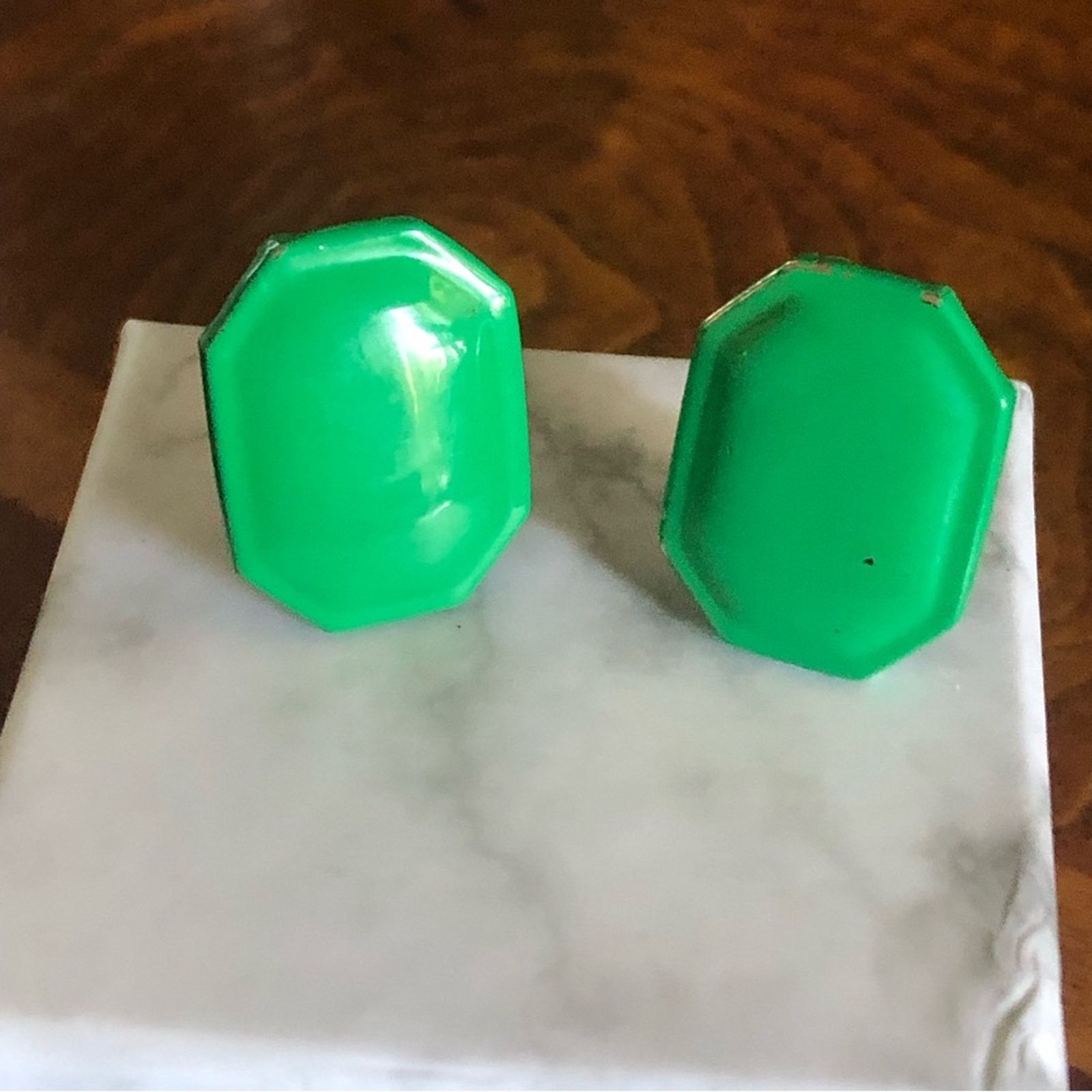 Vintage Vintage set of two pairs painted metal clip on earrings Size ONE SIZE - 6 Thumbnail