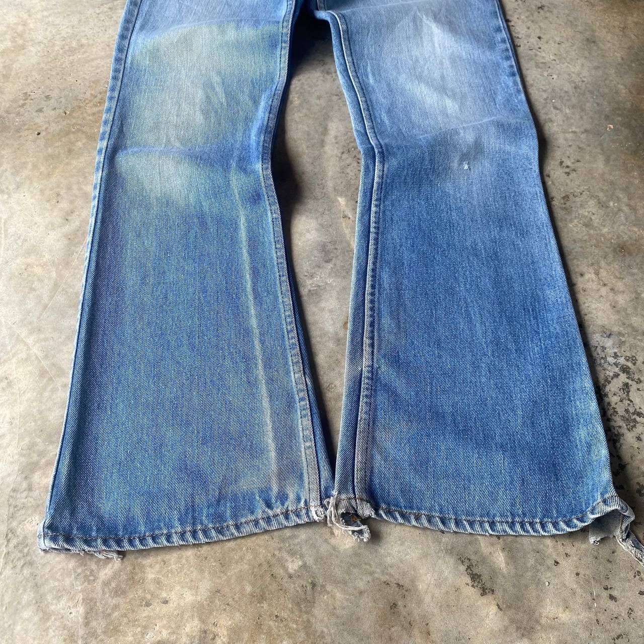 Levi's Vintage Clothing RARE 1970S LEVIS 646 ORANGE TAG FLARED BLUE WASH FRAYED HEM Size US 30 / EU 46 - 7 Thumbnail