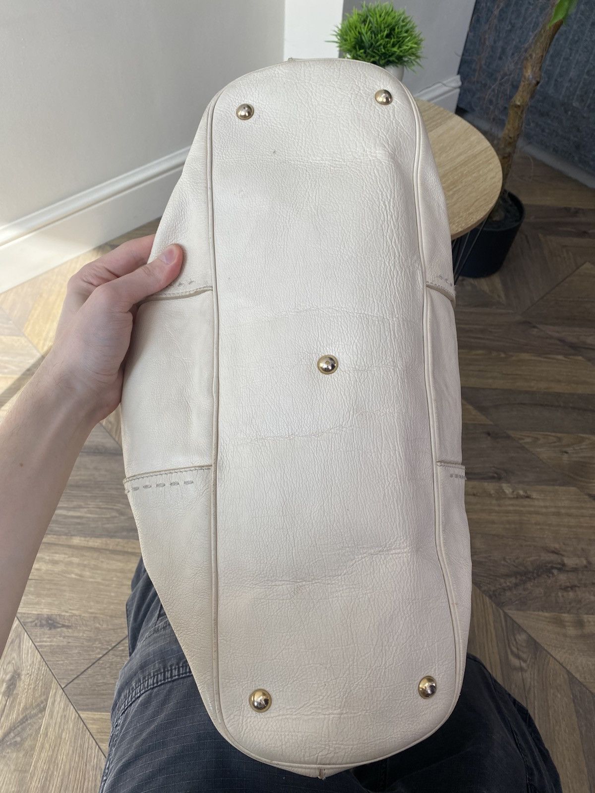 Yves Saint Laurent Vintage Yves Saint Laurent Cream Leather "Large Muse" Bag Size ONE SIZE - 14 Thumbnail