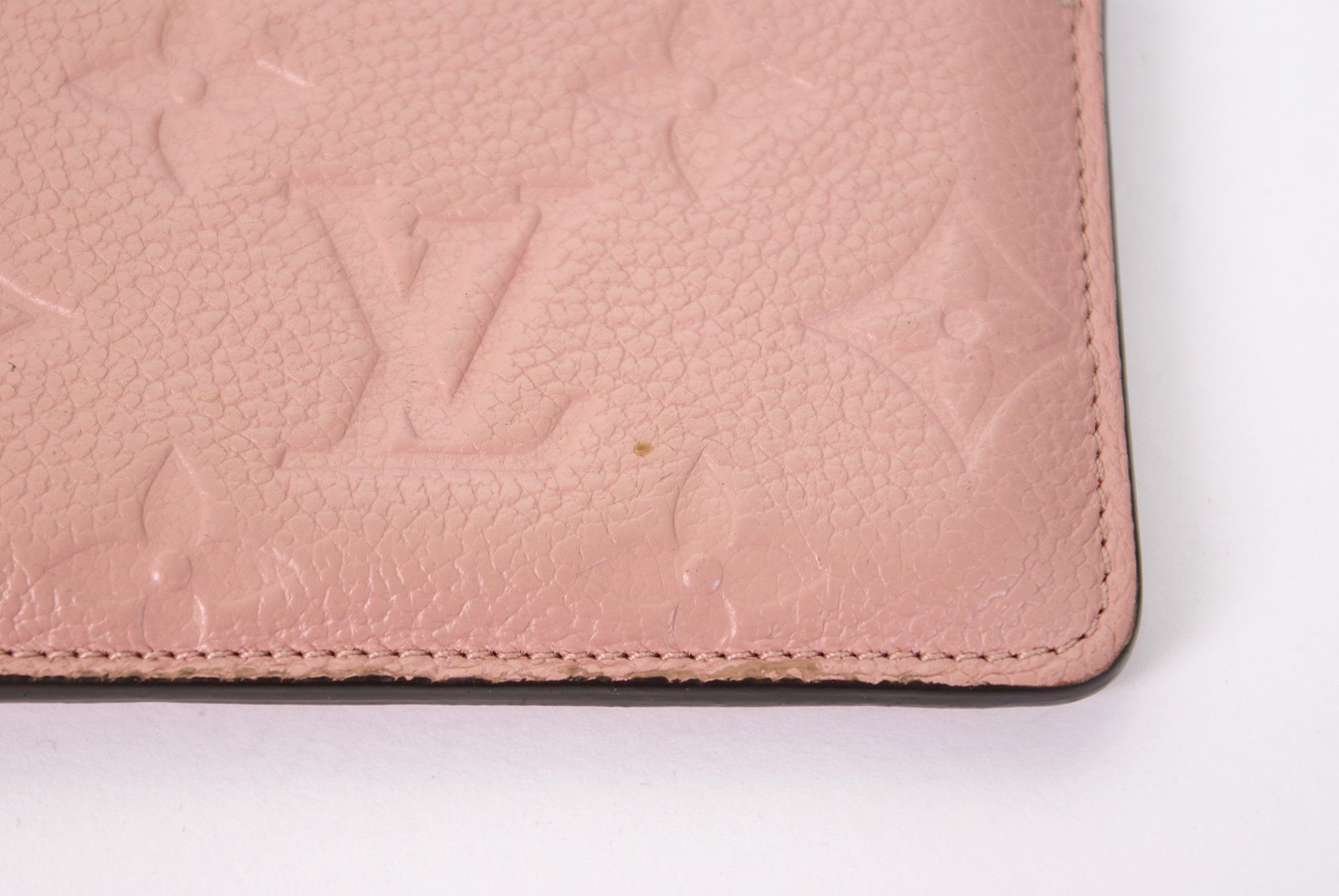 Louis Vuitton Louis Vuitton Monogram Empreinte Leather Card Holder Rose Size ONE SIZE - 2 Thumbnail