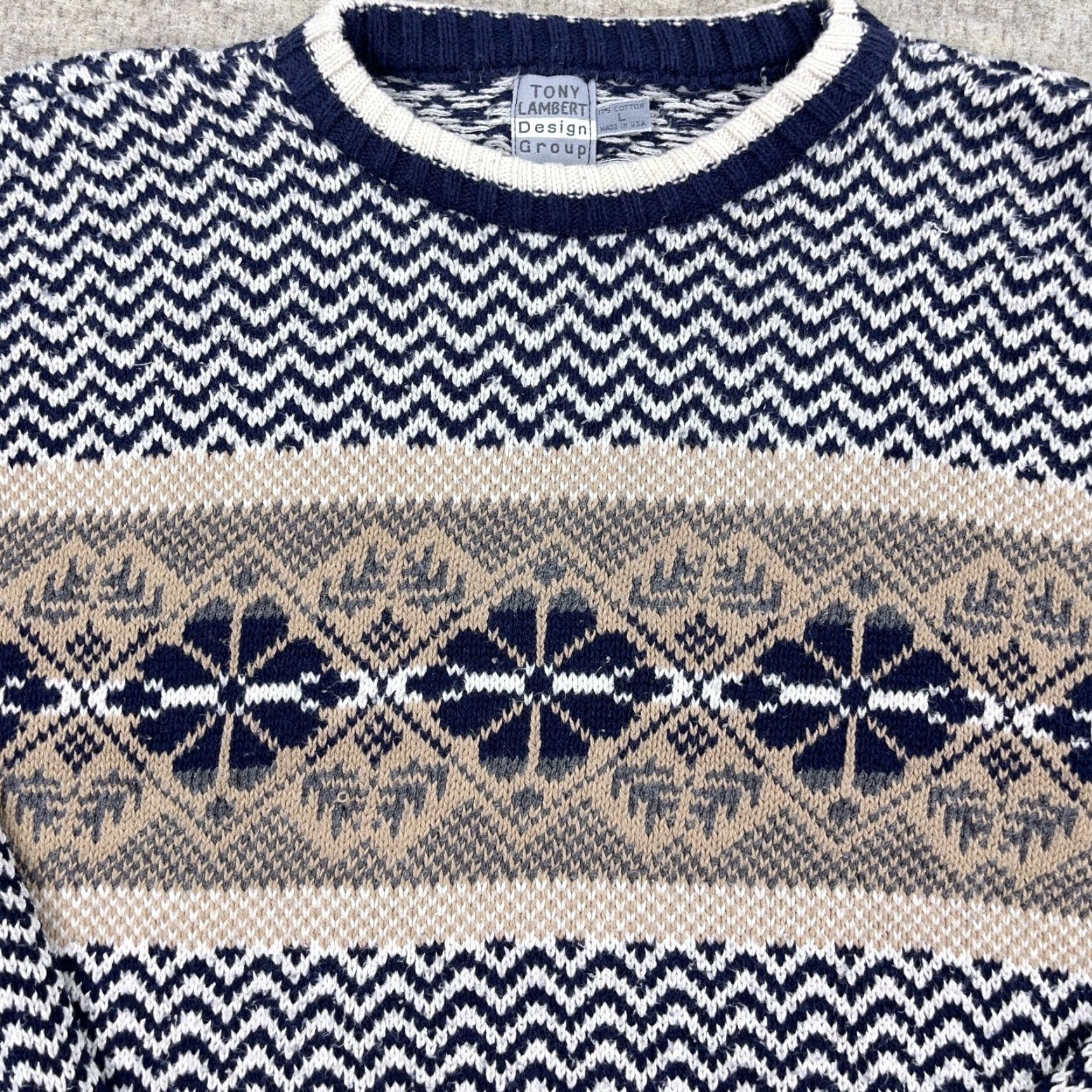 Vintage Vintage Grandpas Sweater Men Large Blue Heavy Knit Geometric Nordic USA 80s 90s Size US L / EU 52-54 / 3 - 3 Thumbnail
