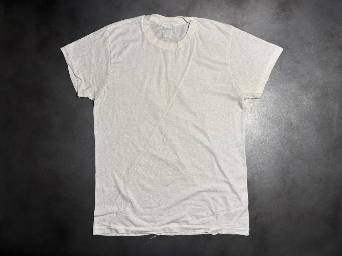 Vintage Vintage Blank Tee 1980s White T-Shirt Made in USA Thin Small Size US S / EU 44-46 / 1 - 17 Thumbnail