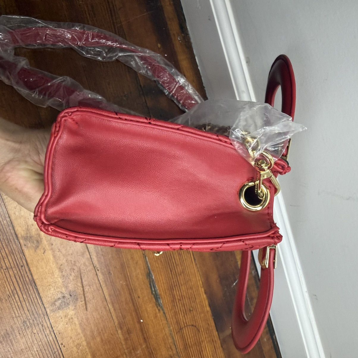 Steve Madden Steve Madden Red Quilted Top-Handle Satchel with Card Pocket Size ONE SIZE - 5 Thumbnail