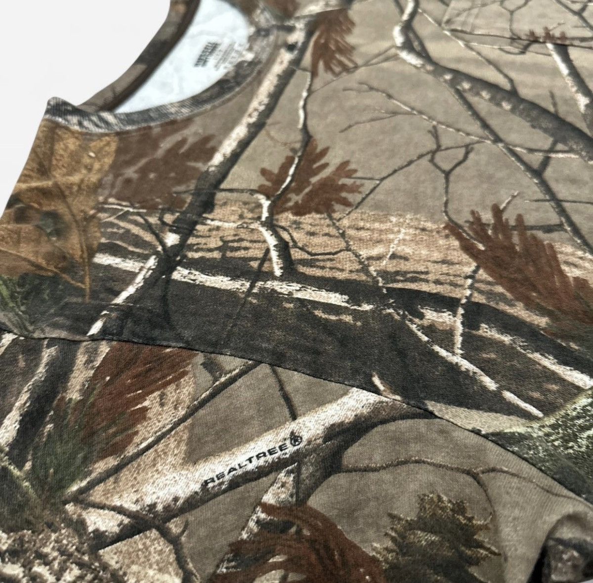 Realtree Vintage Camo Real Tree Tee Shirt Mossy Oaks crewneck Size US L / EU 52-54 / 3 - 5 Thumbnail