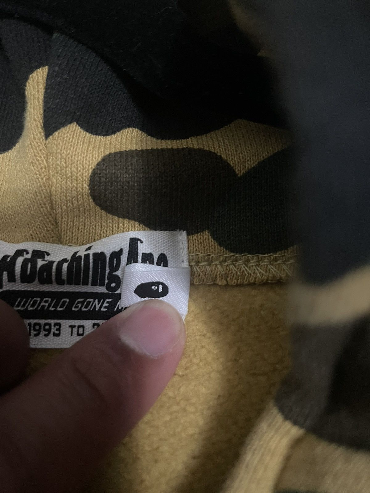 Bape 1st Camo Shark Full Zip Hoodie Size US L / EU 52-54 / 3 - 7 Thumbnail
