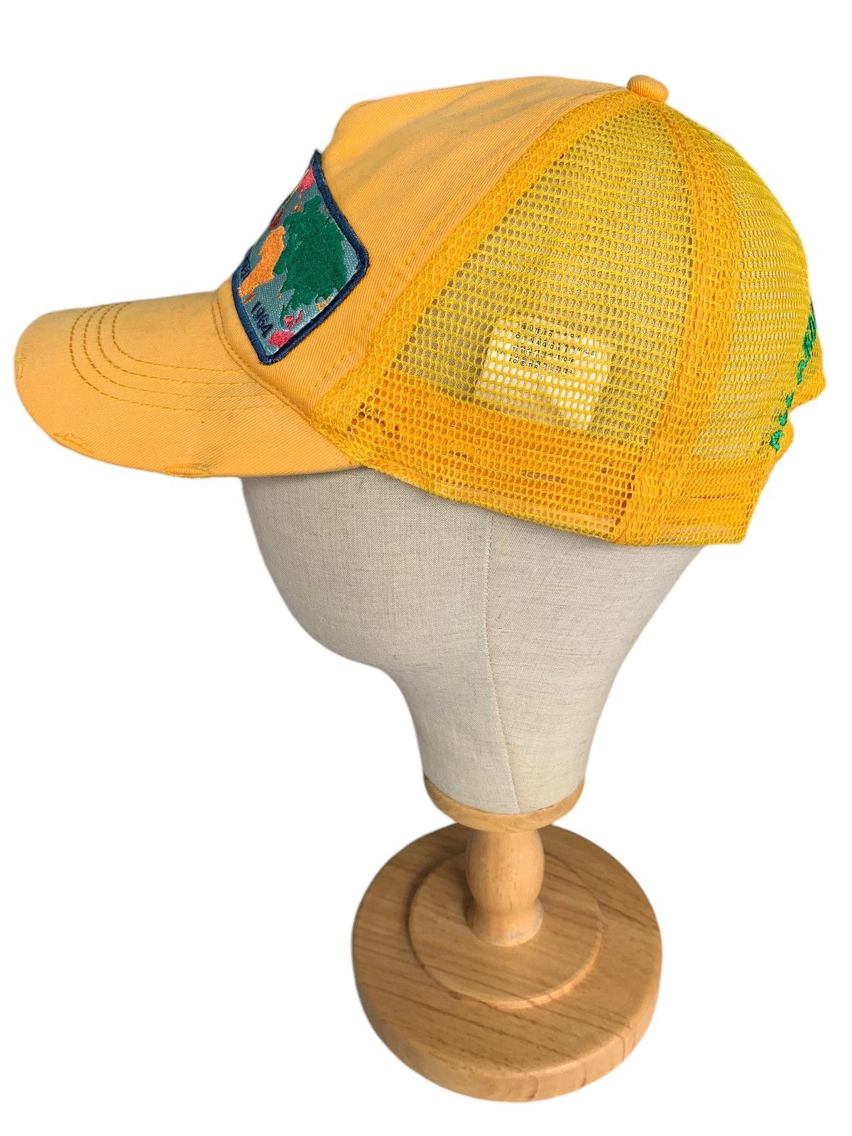 Dsquared2 DQUARED2 ALL AROUND THE WORLD TRUCKERS CAP Size ONE SIZE - 7 Thumbnail