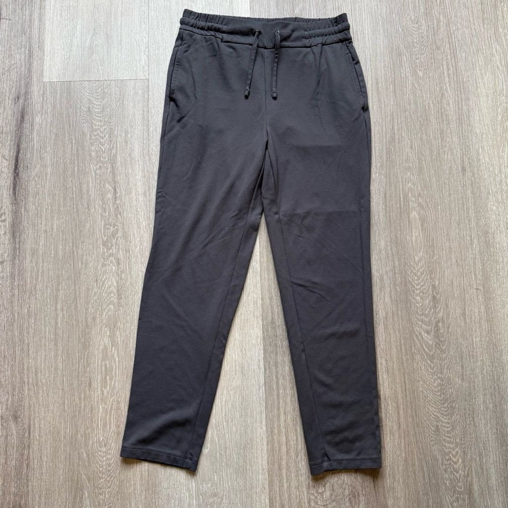 Badgley Mischka Badgley Mischka Gray Track Pants with Elastic Waistband Size 27" / US 4 / IT 40 - 1 Thumbnail