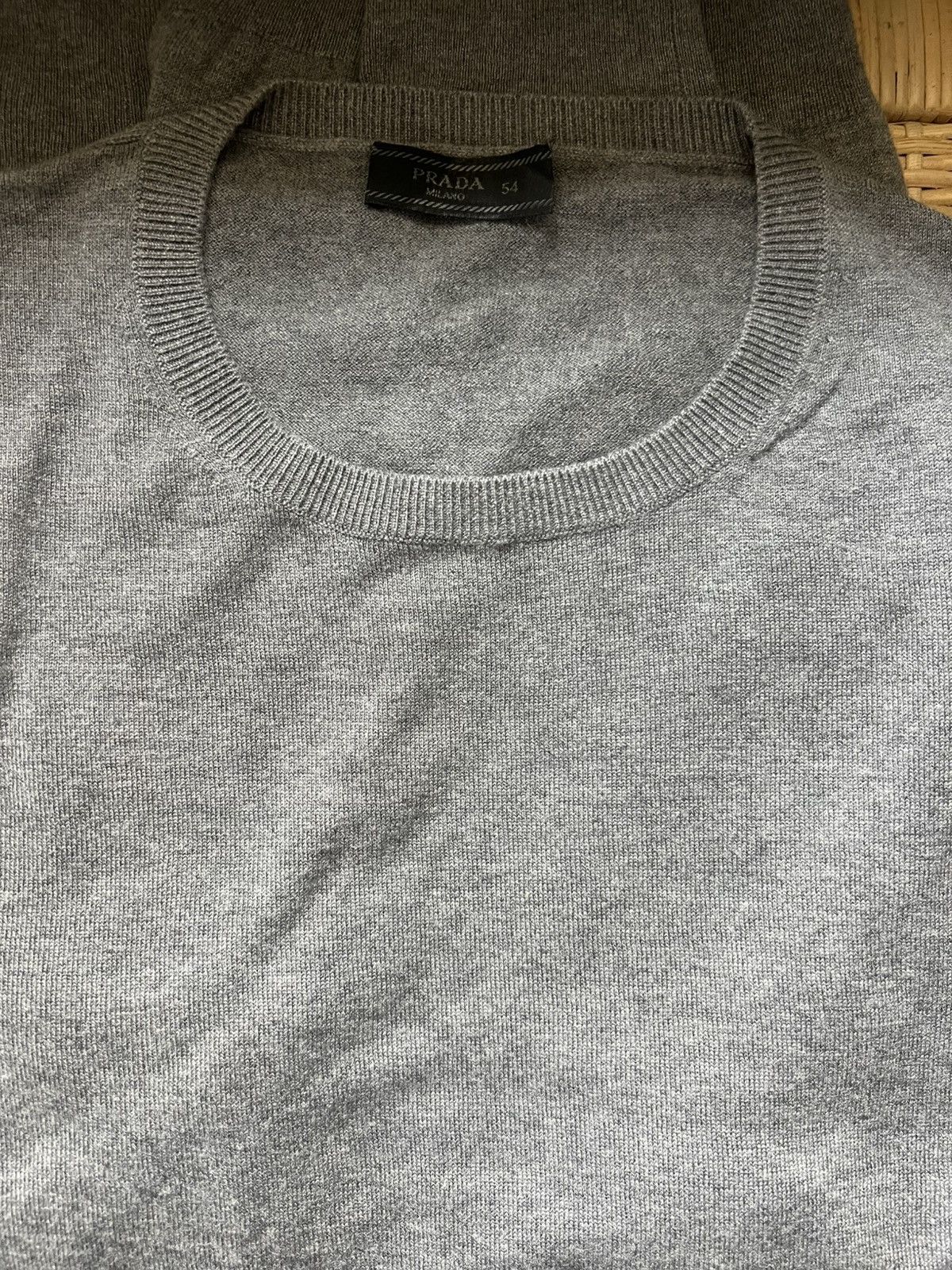 Prada Prada gray cashmere crew beck sweater Size US L / EU 52-54 / 3 - 1 Thumbnail