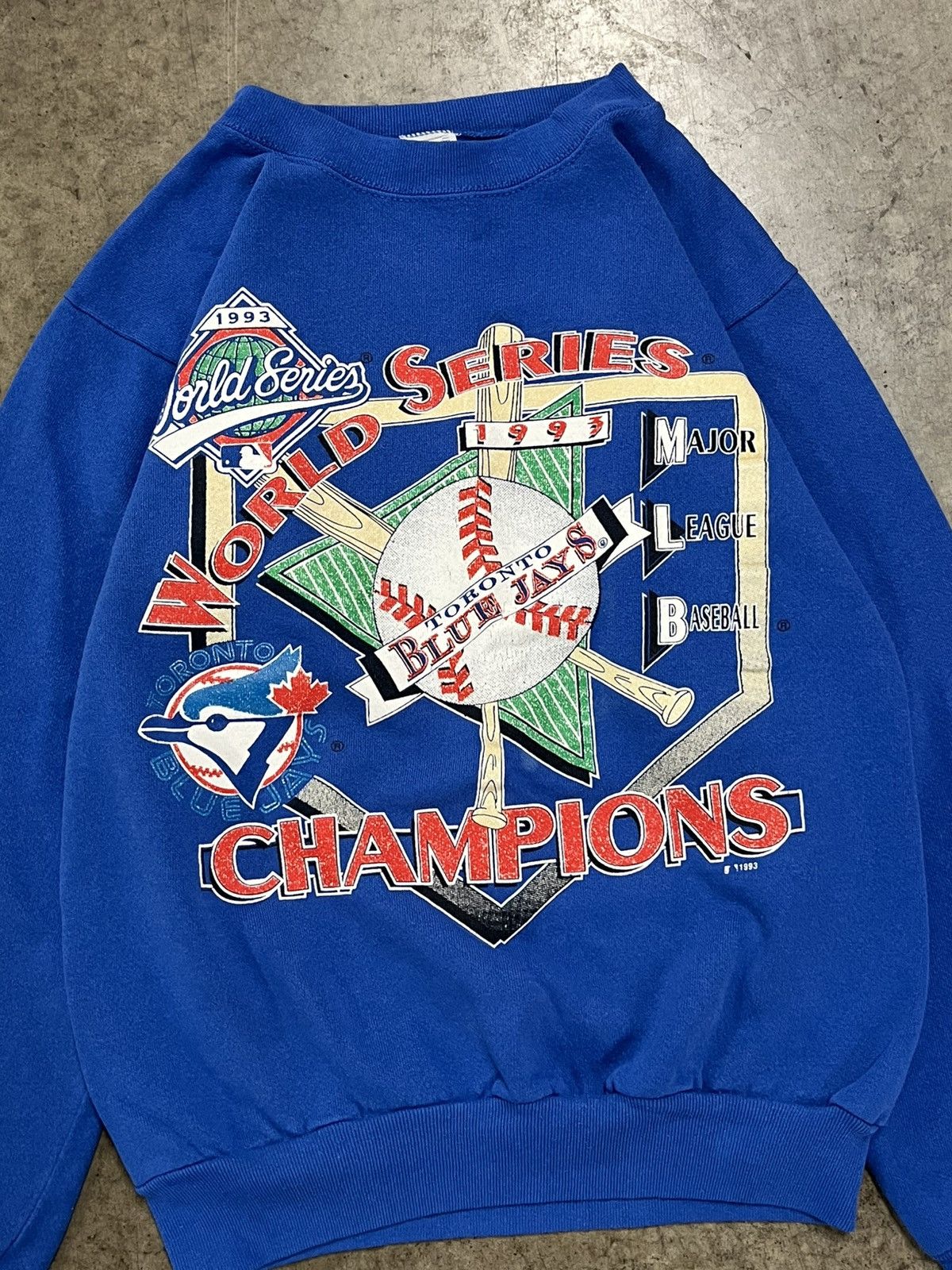 Vintage Vintage Toronto blue jays MLB baseball 90s crewneck hype Size US M / EU 48-50 / 2 - 4 Thumbnail