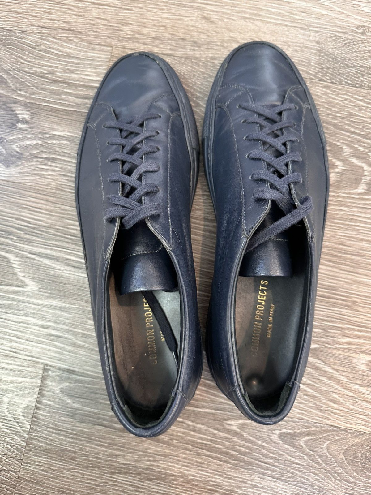 Common Projects Common Projects Leather Achilles Low Navy 42 Size US 9 / EU 42 - 6 Thumbnail