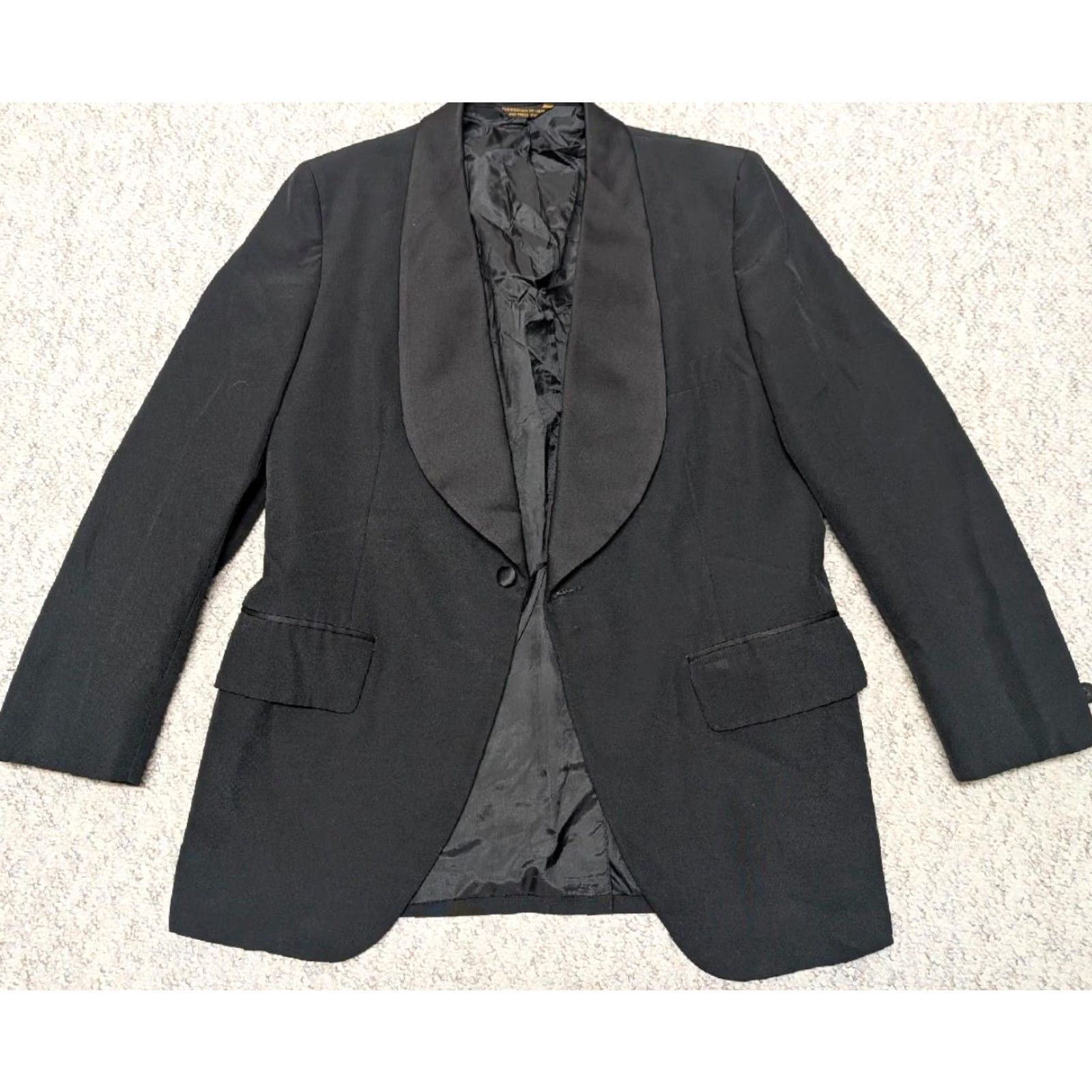 Vintage VINTAGE USA made TUXEDO SHAWL Tuxedo Jacket Blazer 40R Black Wool Mens Vintage 70s US-made Shawl Lapel One-Button Size 40R - 3 Thumbnail