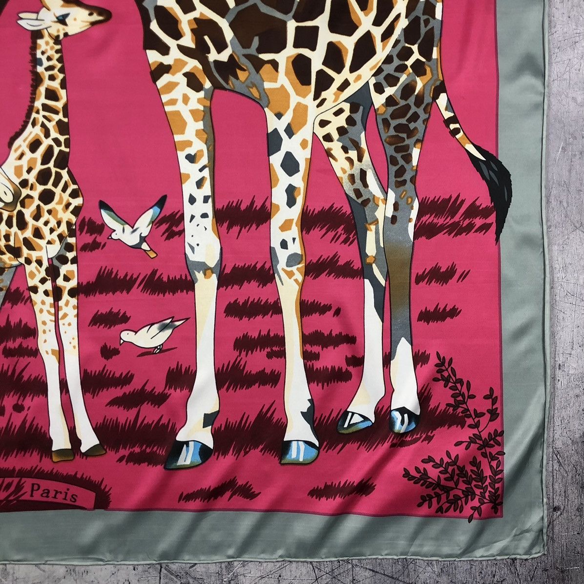 Hermes × Vintage Vintage 90s Hermes Paris Les Girafes Silk Designer Scarf y2k Size ONE SIZE - 7 Thumbnail