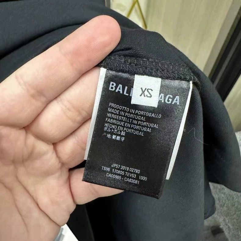 Balenciaga Balenciaga Rainbow embroidered logo short sleeve 2505-Nexta Size US XS / EU 42 / 0 - 4 Thumbnail