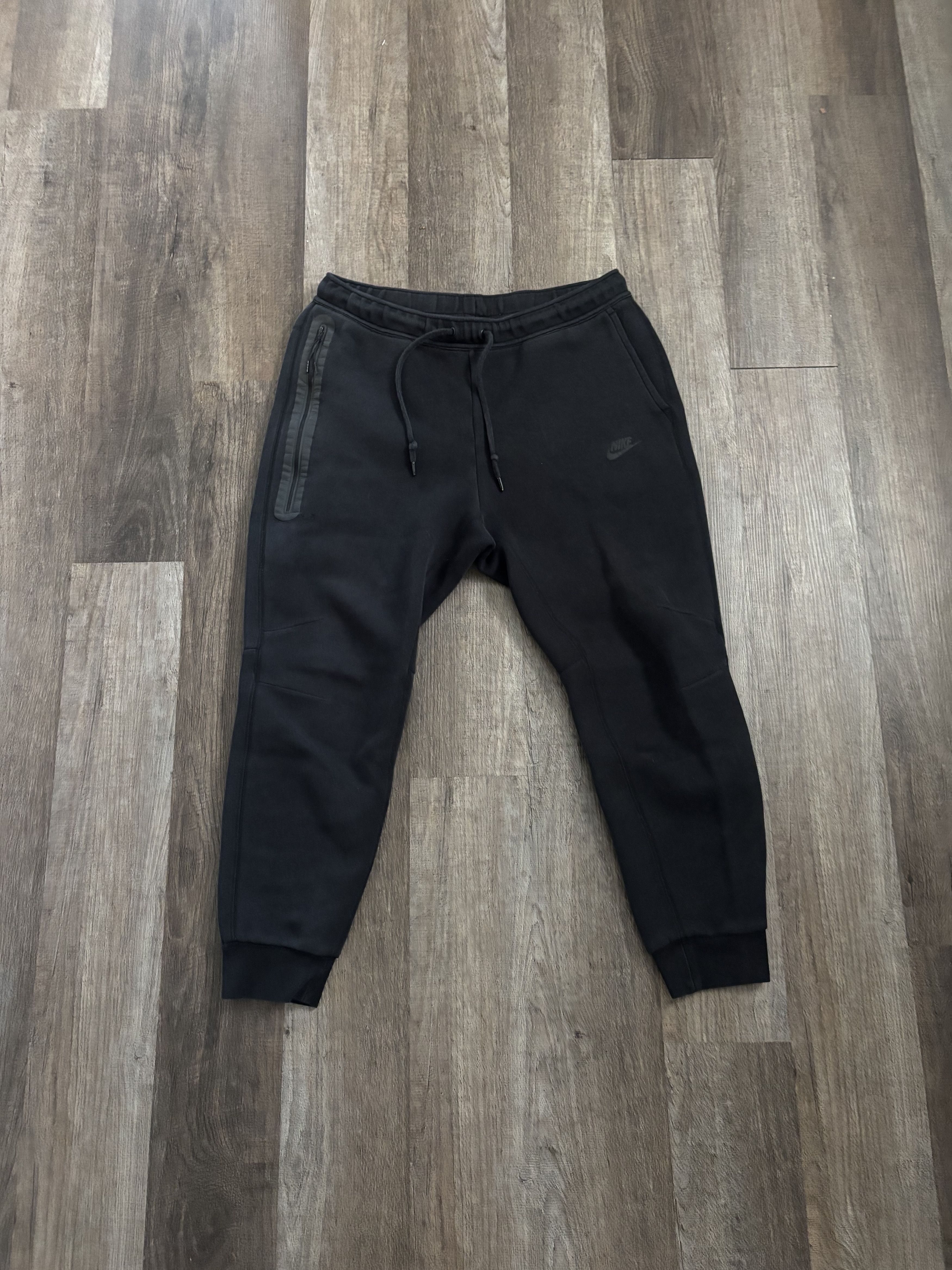 Nike Nike Tech Fleece Jogger Sweatpants Size US 34 / EU 50 - 1 Thumbnail