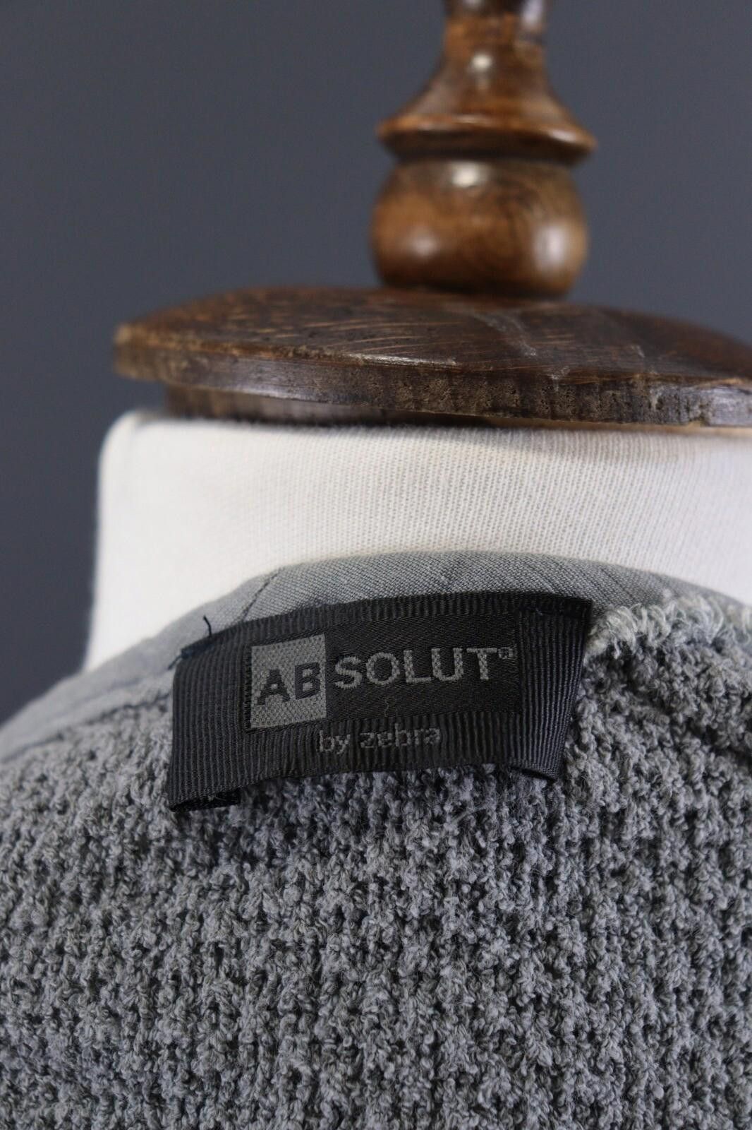 Designer Absolut By Zebra Gray Open Knit Cape Sweater Size 2 / M Size US M / EU 48-50 / 2 - 10 Thumbnail