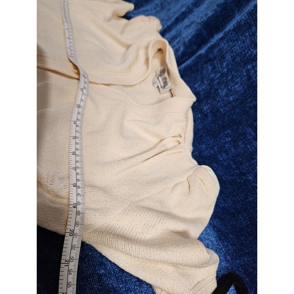 St. John Vintage 1960s St. John Cream Sweater Knit Dress W Belt 6 Size M / US 6-8 / IT 42-44 - 8 Thumbnail