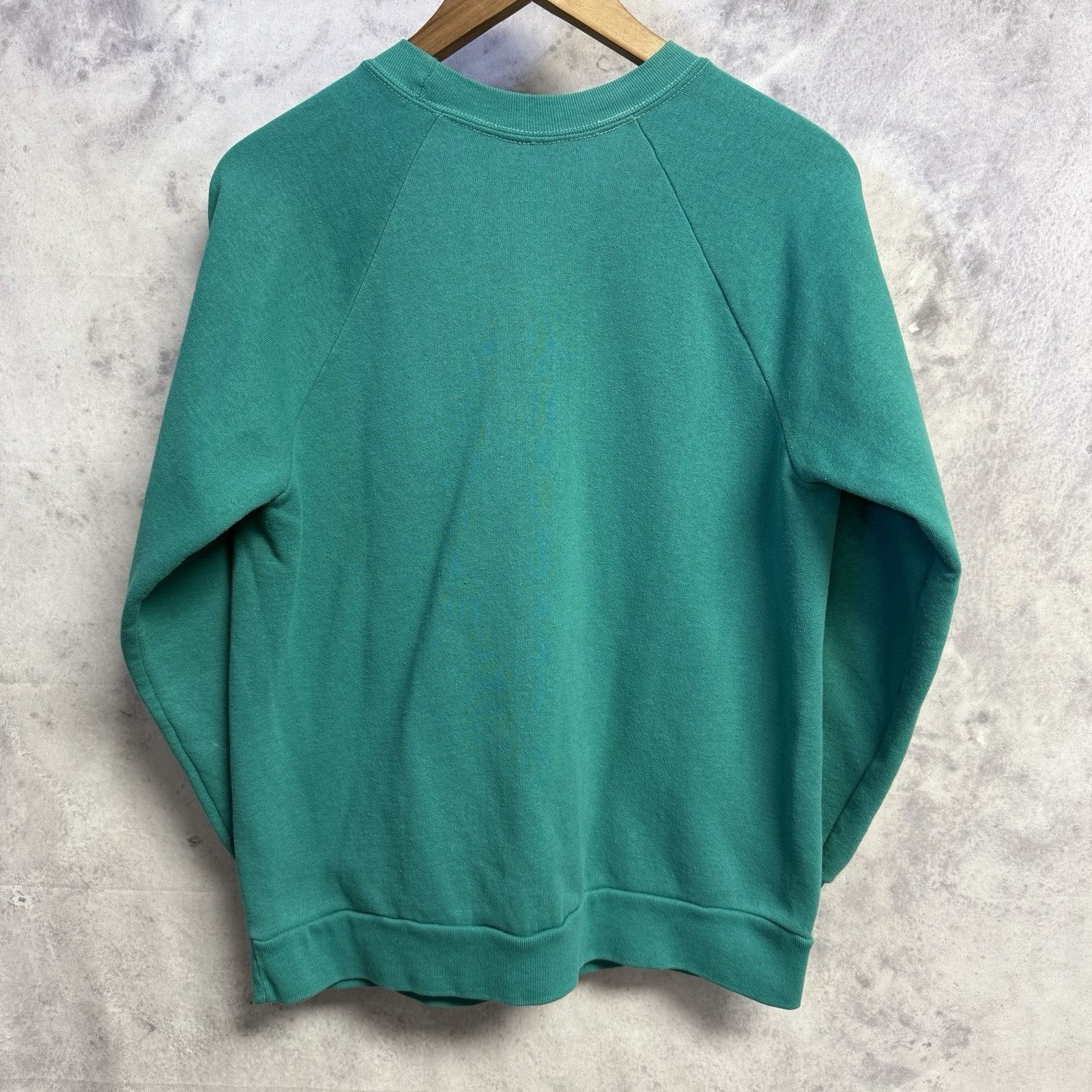 Vintage Vintage 90s Cross Country Skiing Sweatshirt Green Crew Neck Size US L / EU 52-54 / 3 - 2 Thumbnail