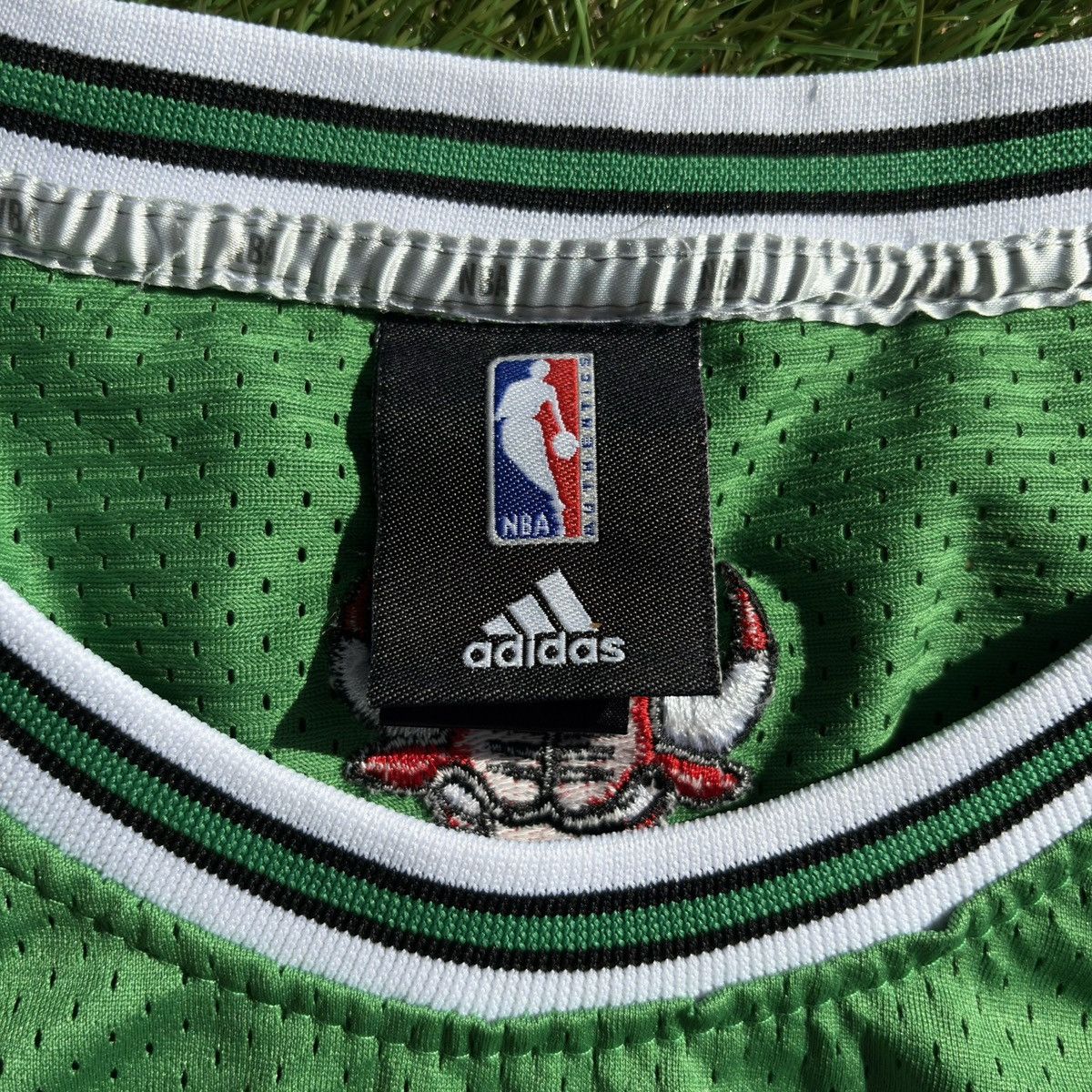 Adidas NBA ‘Derrick Rose’ #1 Chicago Bulls St. Patrick’s Day Jersey Size US XL / EU 56 / 4 - 4 Thumbnail