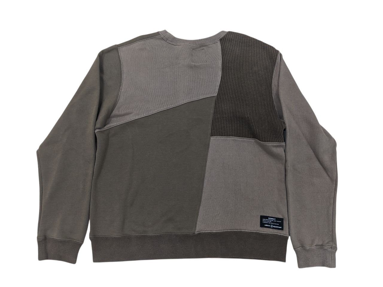 Fragment Design FRAGMENT X UNIFORM EXPERIMENT ASYMMETRY CREWNECK SWEATSHIRT Size US S / EU 44-46 / 1 - 3 Thumbnail