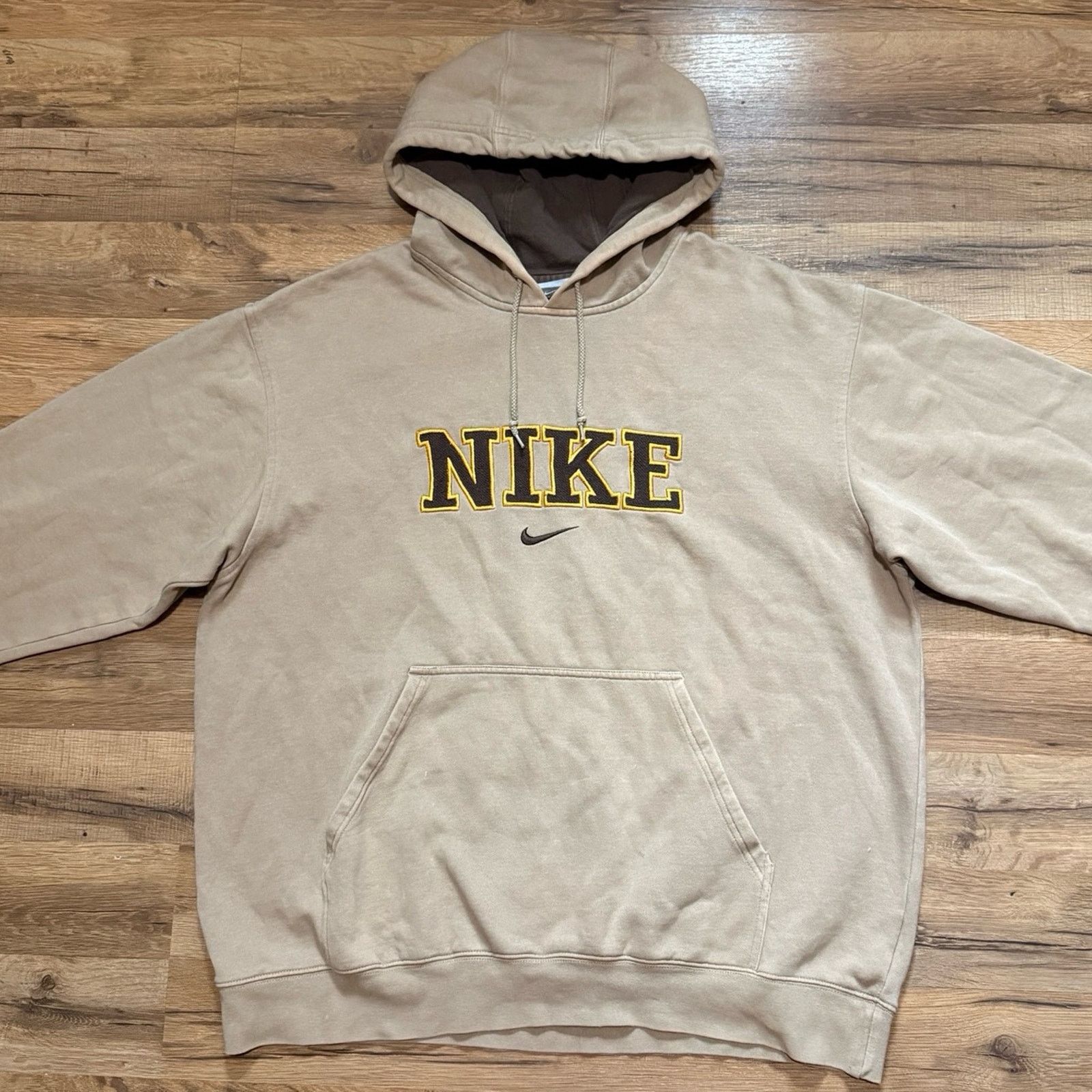 Nike Y2K Nike Spell Out Center Swoosh Hoodie Sweatshirt Size US L / EU 52-54 / 3 - 2 Thumbnail