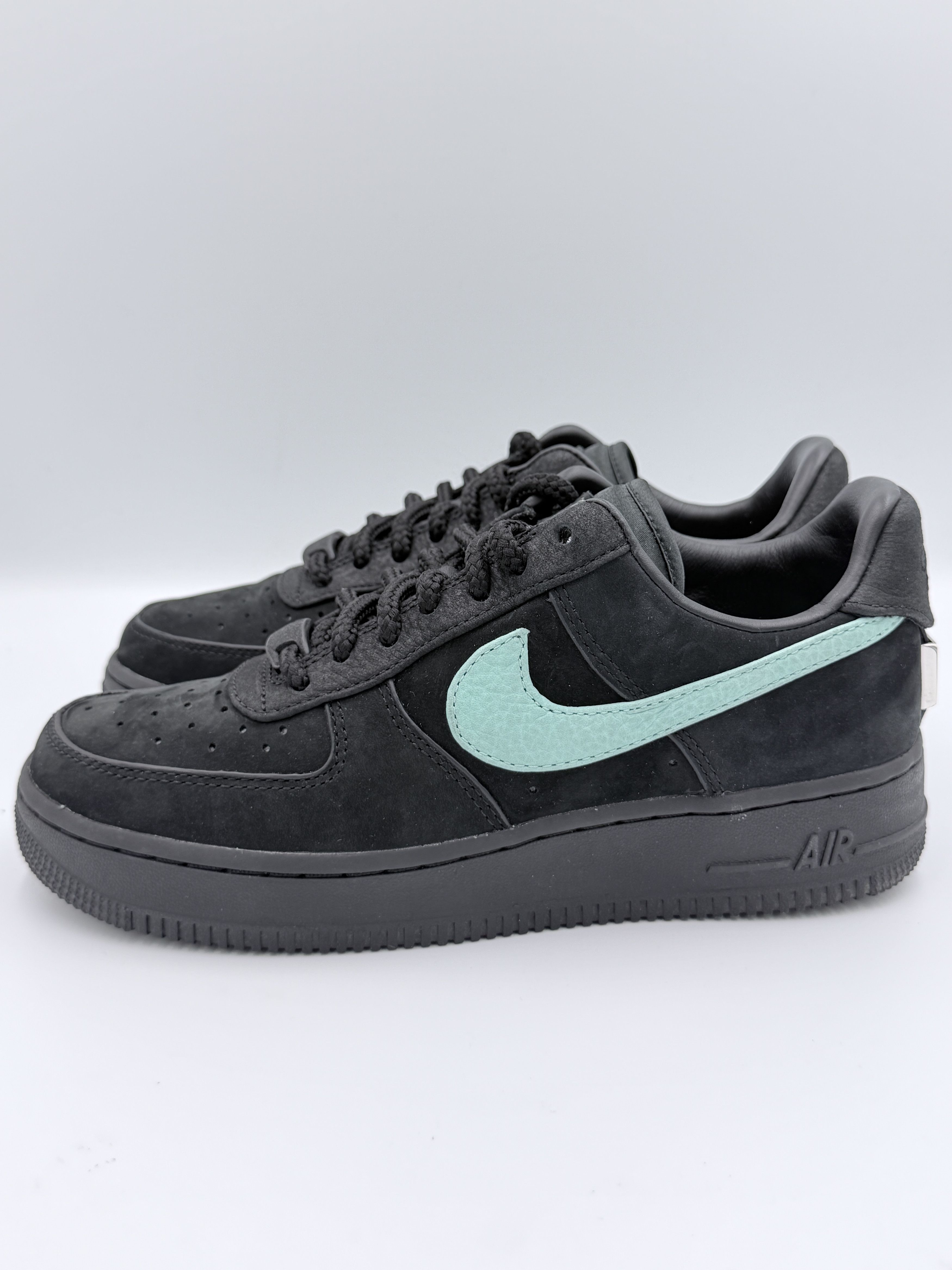 Nike × Tiffany & Co. Tiffany & Co. Nike Air Force 1 Low 1837 Black Blue Size US 6 / EU 39 - 4 Thumbnail