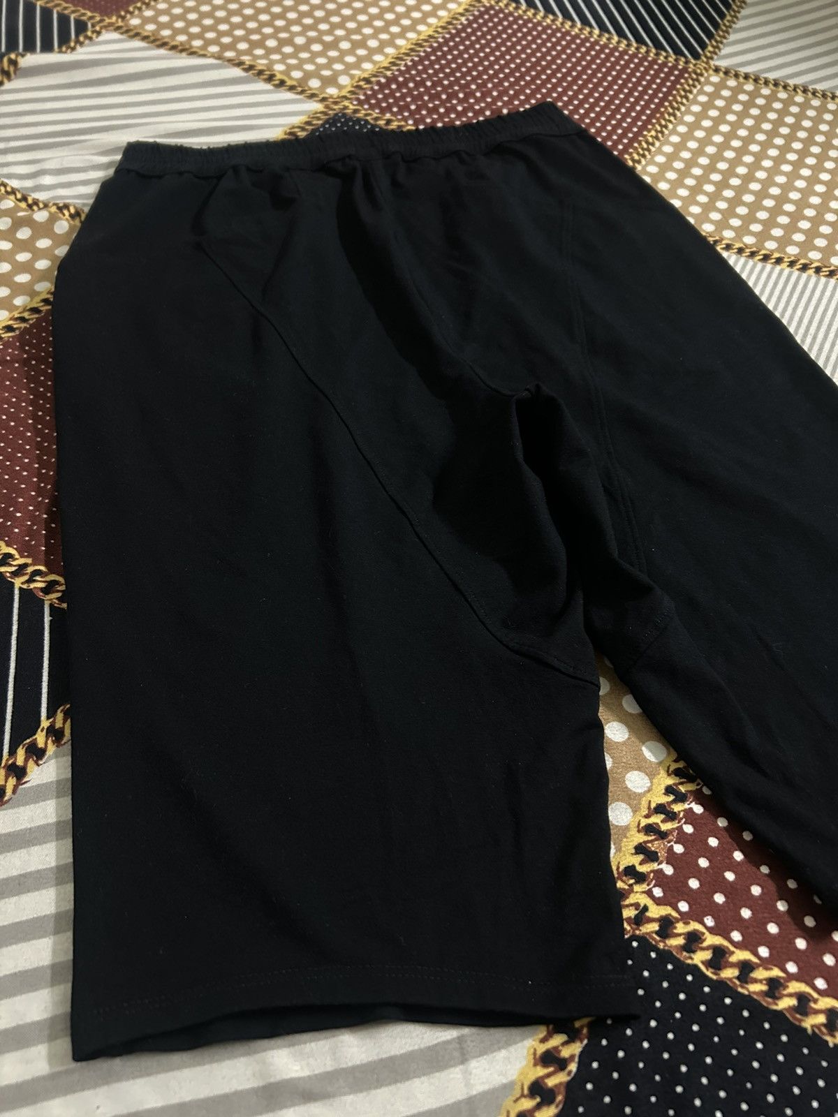 Helmut Lang HELMUT LANG BLACK SWEATSHORT Size 28" / US 6 / IT 42 - 13 Thumbnail