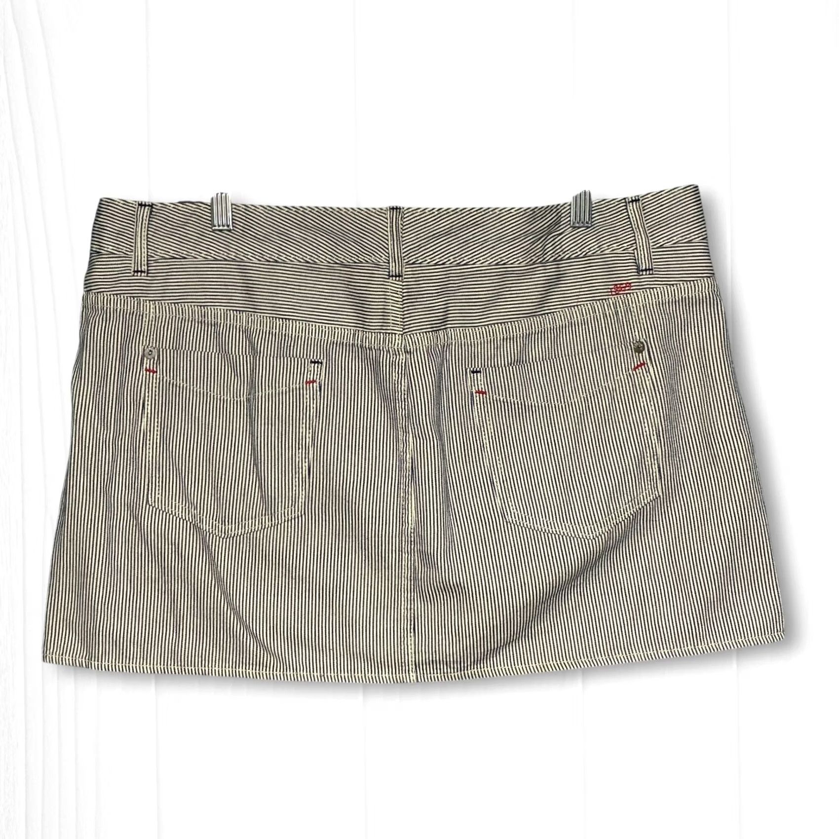 Gap Y2K Gap 1969 Limited Edition Denim Mini Skirt Navy Cream Size 16 Size 38" / US 16 / IT 52 - 2 Thumbnail