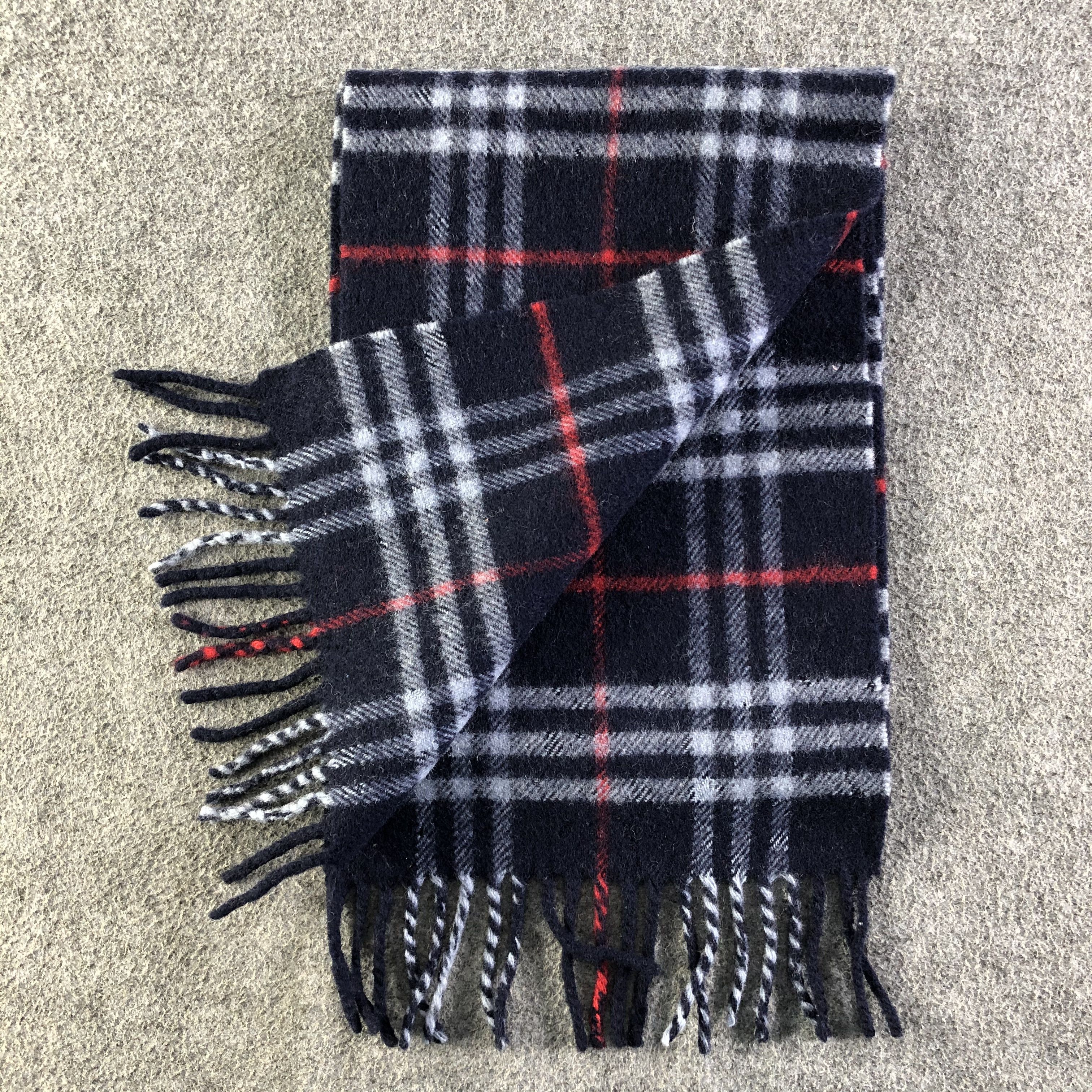 Burberry Burberry Scarf / Muffler / Neckwear P343 Size ONE SIZE - 8 Thumbnail