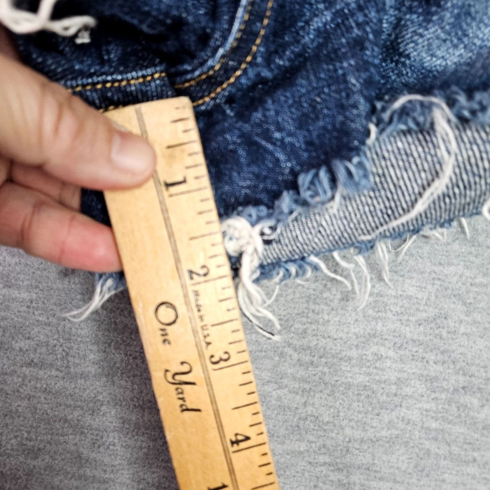 Rag & Bone rag & bone Womens Denim Cutoff Shorts 27 Distressed Raw Hem Denim Blue 5-Pocket Design Regular Rise Mid Length Shorts Womens 27 Blue Size 27" / US 4 / IT 40 - 5 Thumbnail