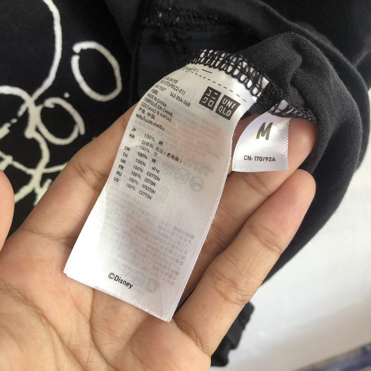 Undercover × Uniqlo Uniqlo X Undercover Mickey Mouse Size US S / EU 44-46 / 1 - 7 Thumbnail